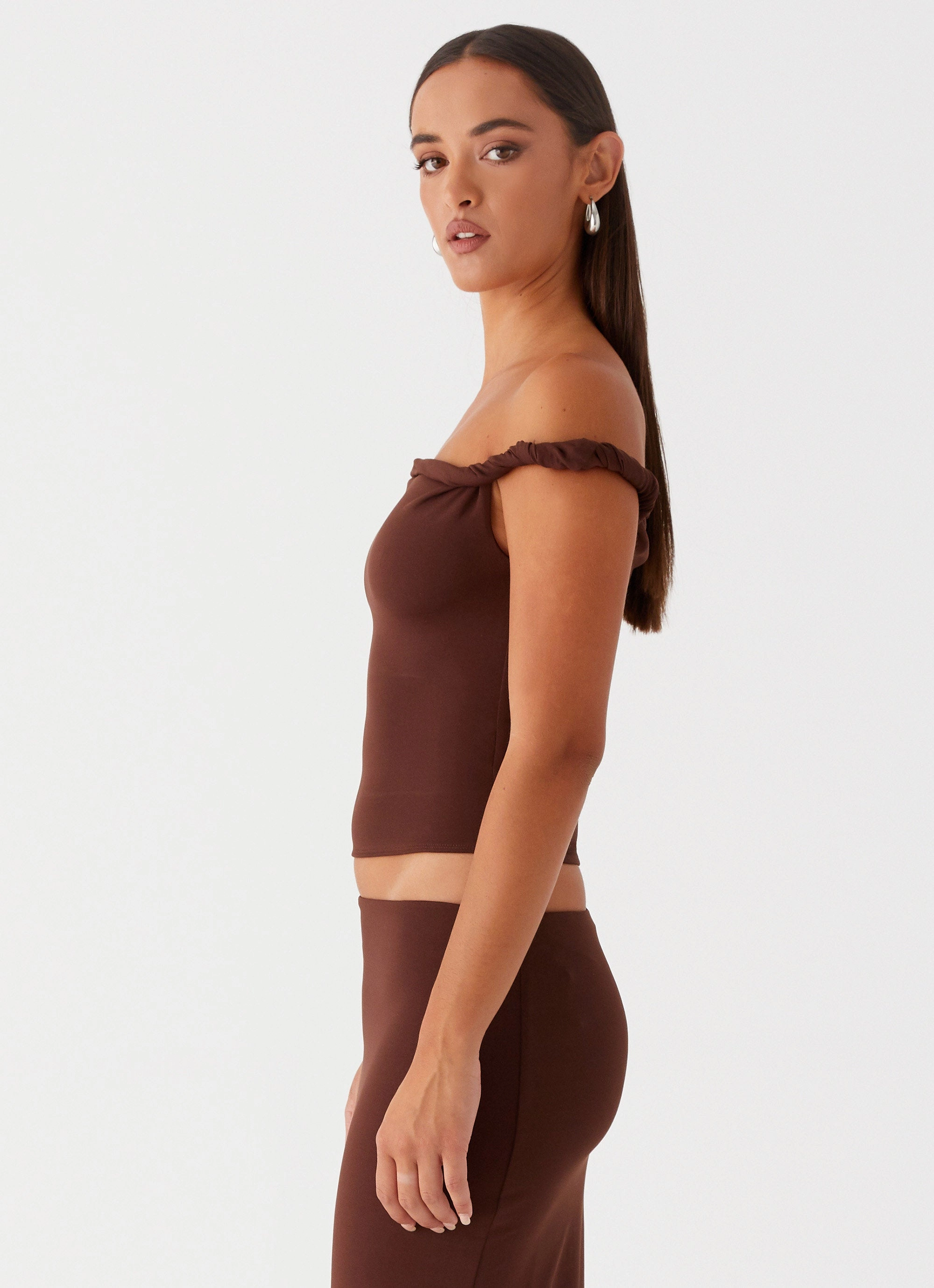 Summer Outfit Fashion Week Ready Solace Soul Twist Shoulder Top - Chocolate