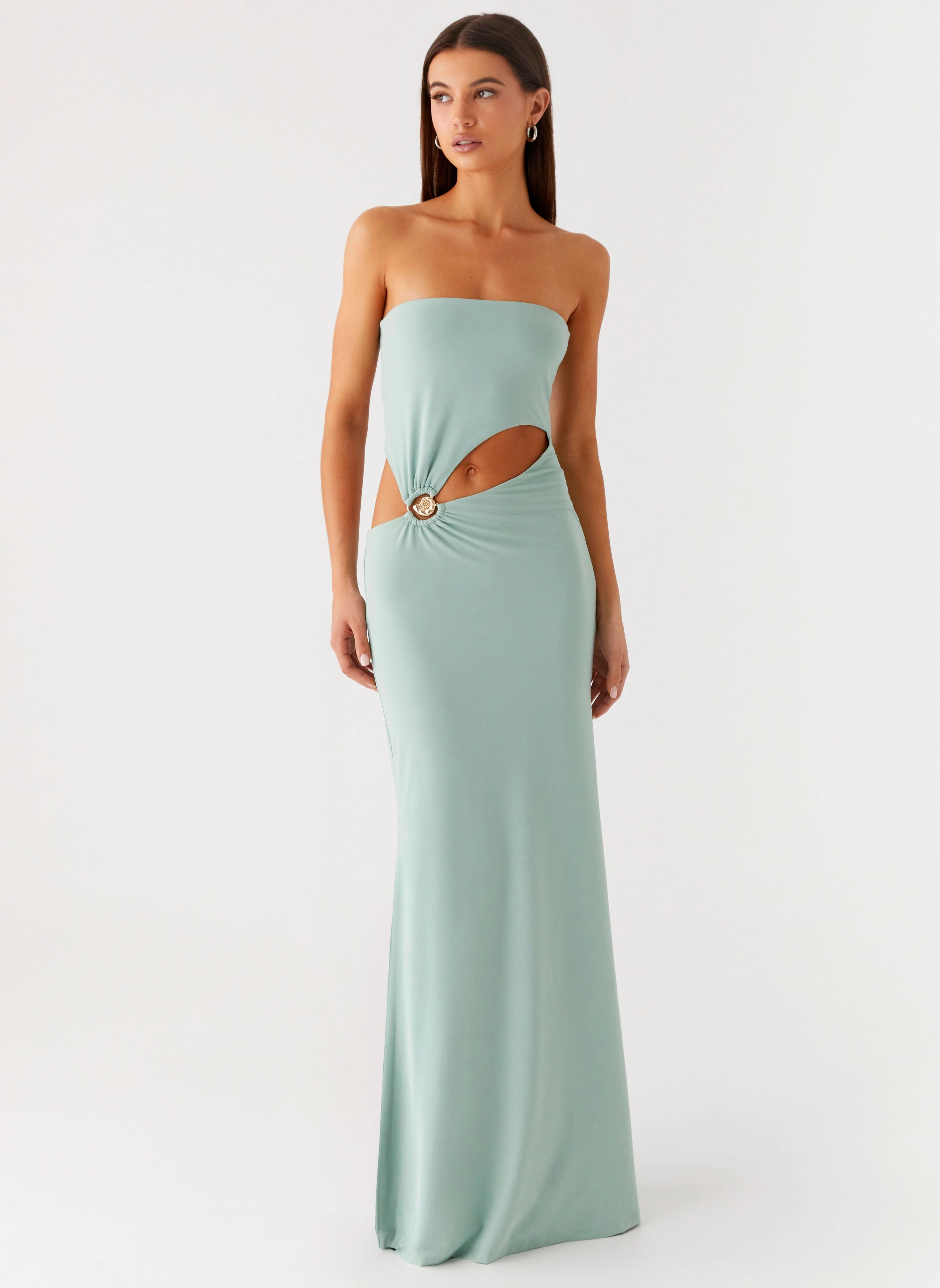 Minimal Form Dreamy Presence Laurella Maxi Dress - Sage