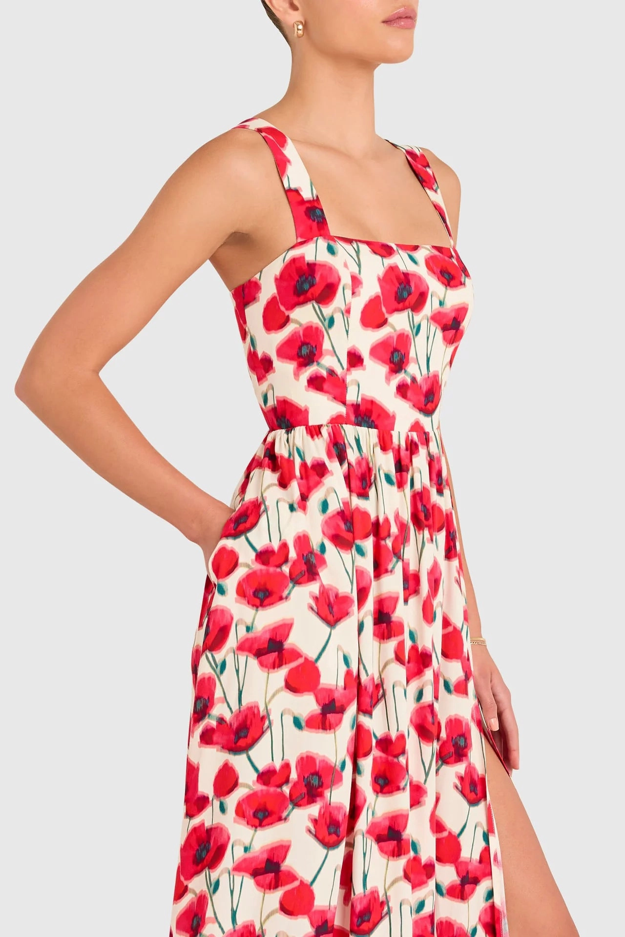 Florence Maxi Dress in Poppy Field Simple Texture New Spirit