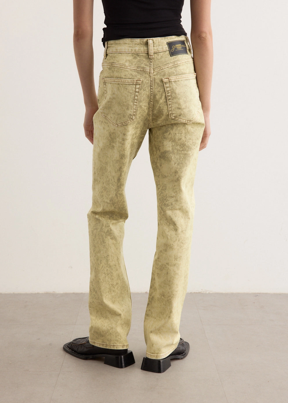 Modern Look No Fuss Fit Foil Overdyed Denim Jeans Minimal Build