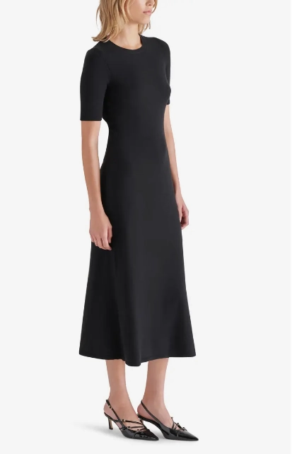 Francis Dress in Black Clean Flow