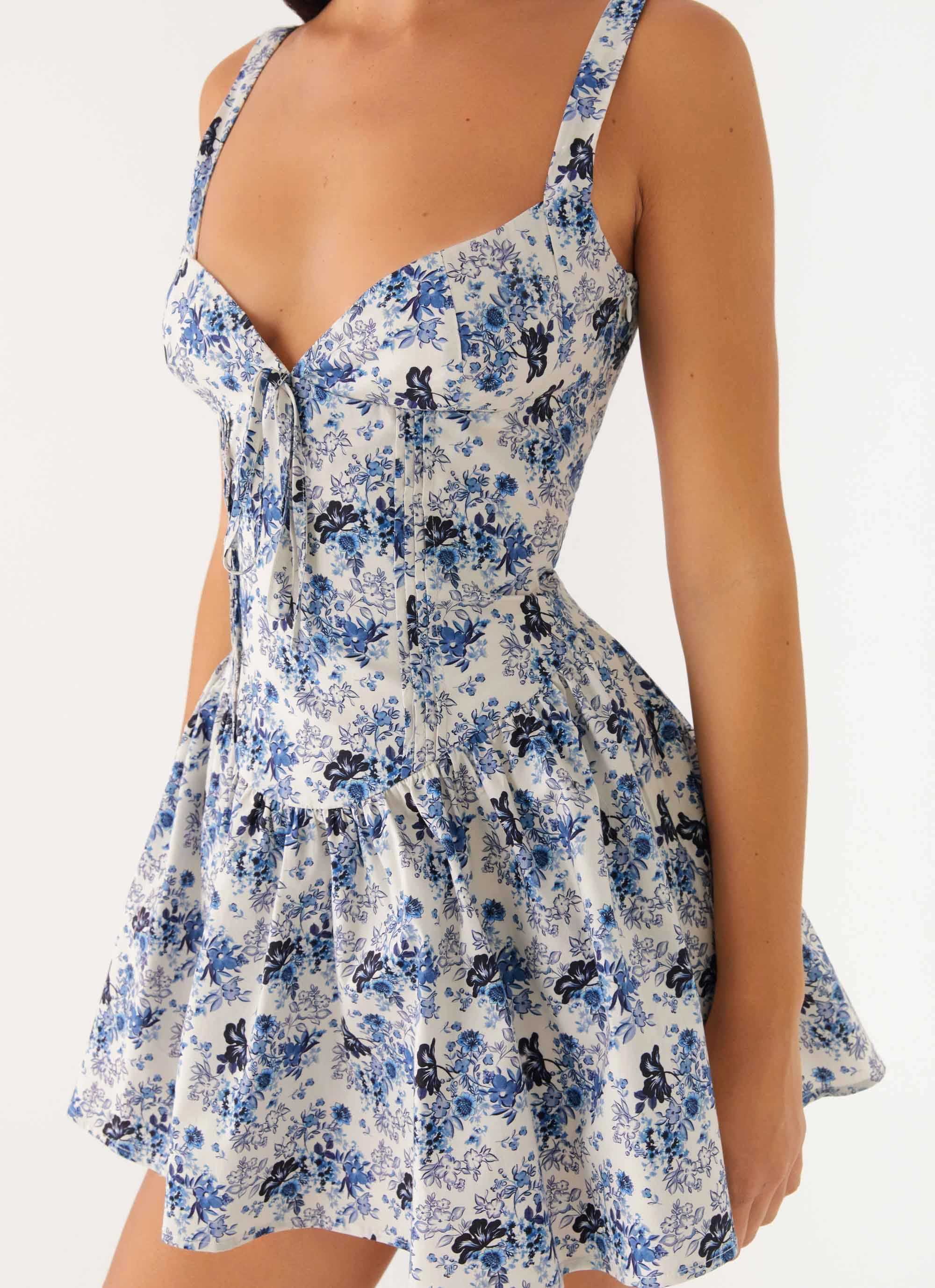 Nash Bust Mini Dress - Serene Sky Floral Vibe Style
