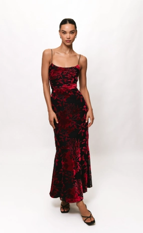 Tylia Ruched Maxi Dress in Black/Red Chinoiserie Bouquet Shiny surface Feminine Energy