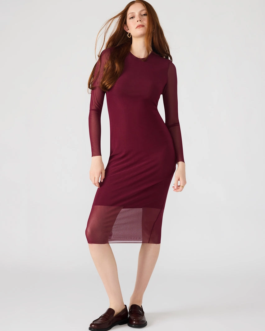 Quick Drying Drawstring-Waist Hailee Dress in Wine