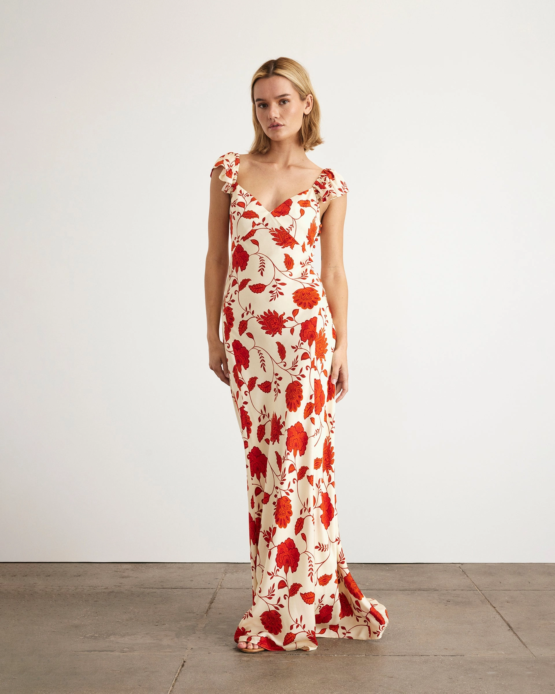 Carrie Dress Curvy Glam