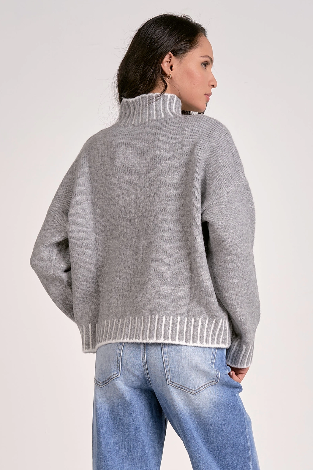 High Neck Stitch Sweater Reversible design