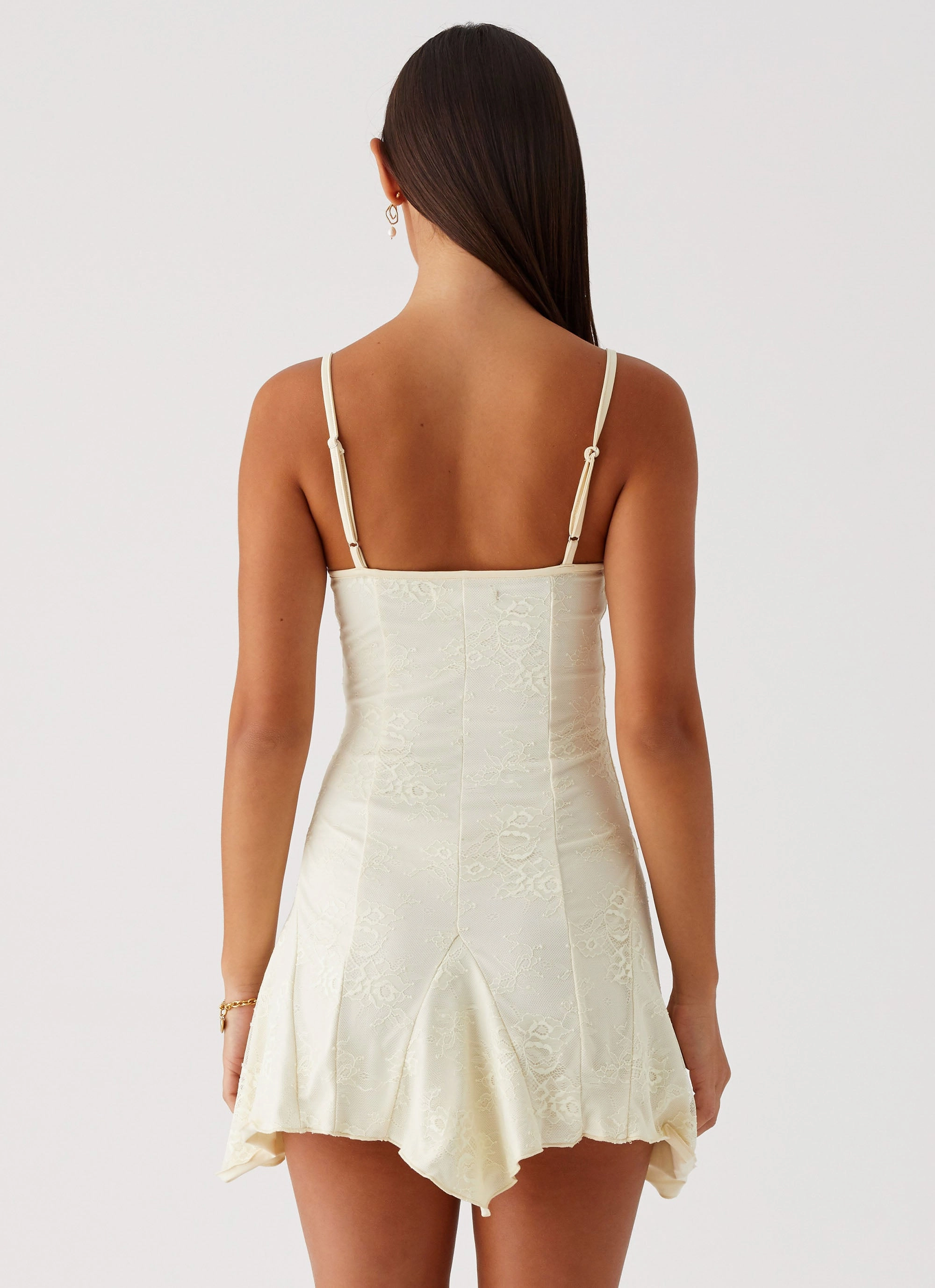 Fashion Look Sage Detail Surry Mini Dress - Yellow