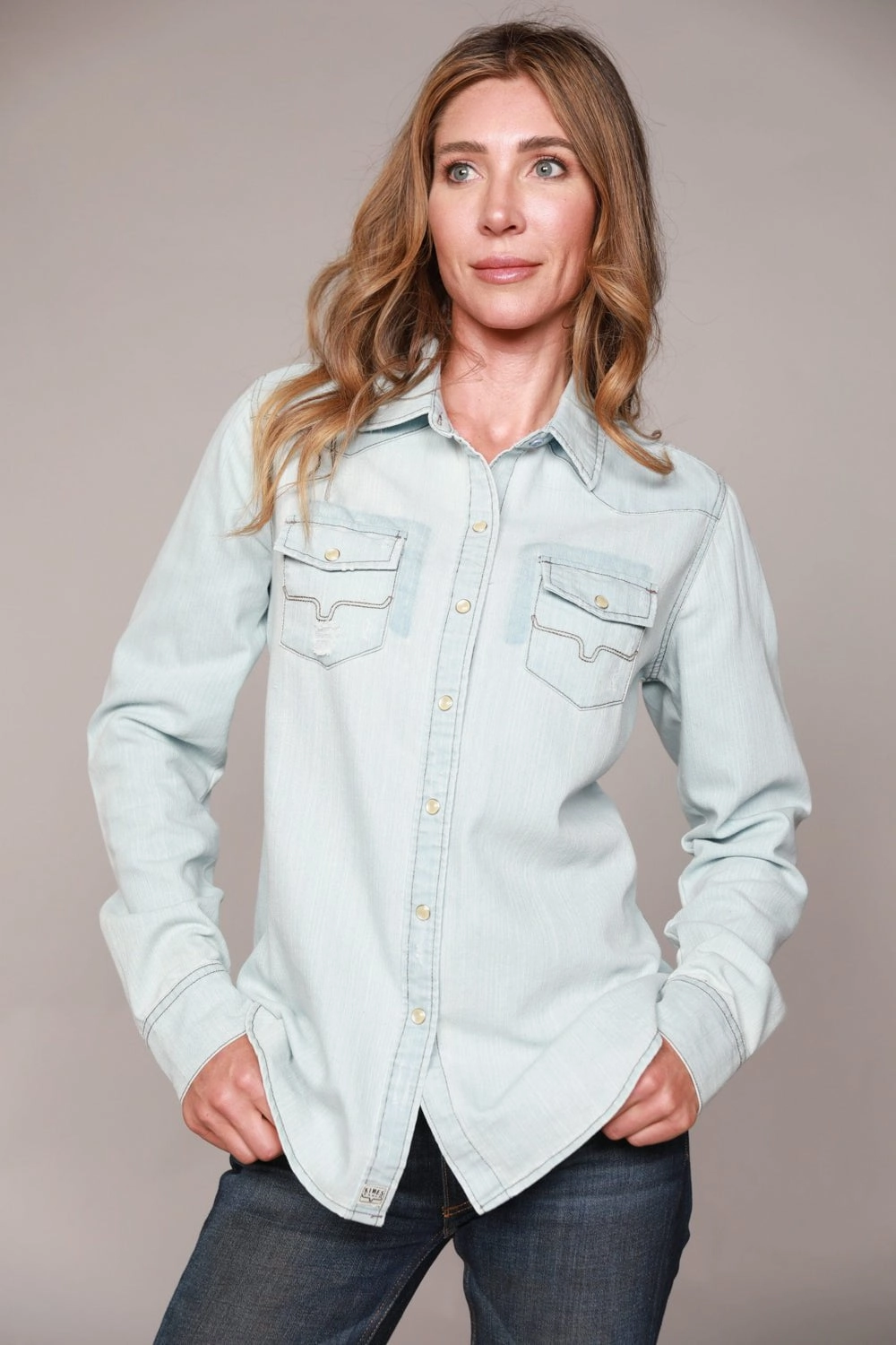 Kimes Ranch Womens Kaycee Top Destroy Denim Cotton Blend L/S Shirt Durable Button Closures