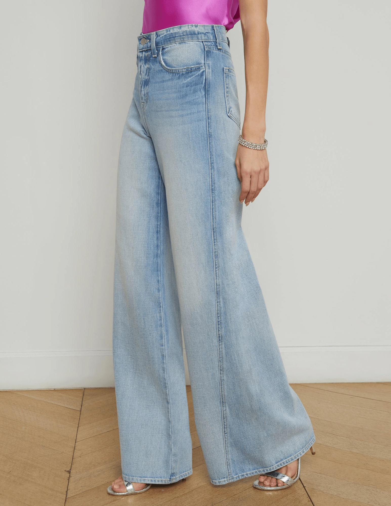 Weekend Style Outdoor Adventure LAGENCE Beau T-Seam Wide Leg Jeans in Fontana