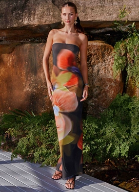 Street Elegance Lounge Comfort Jorja Maxi Dress - Moody Floral