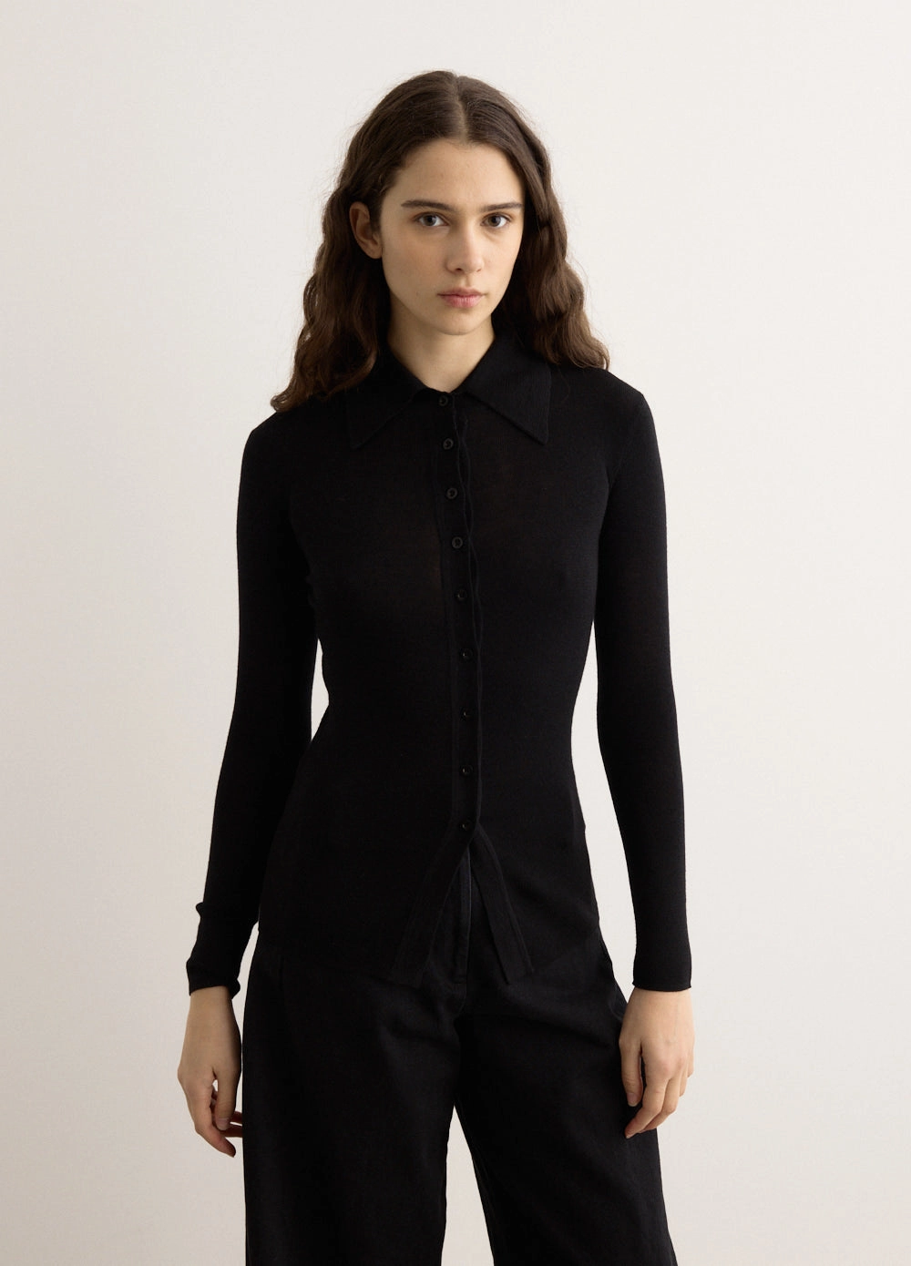 Lila Cardigan Seamless Circular Knit Classic Comfort