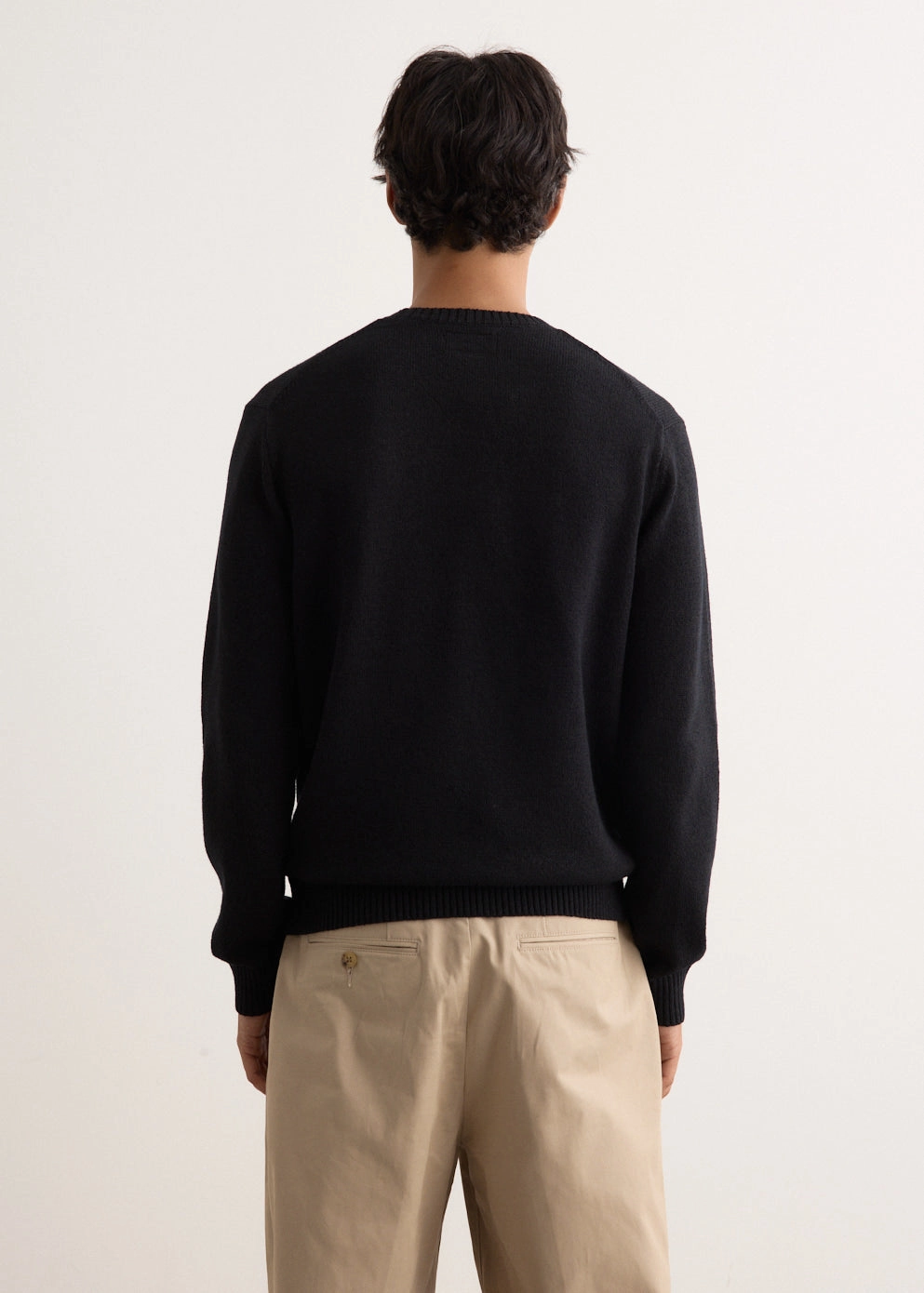 Lily Yarn 7G Crewneck Flexible Knit Construction Ribbed Edging