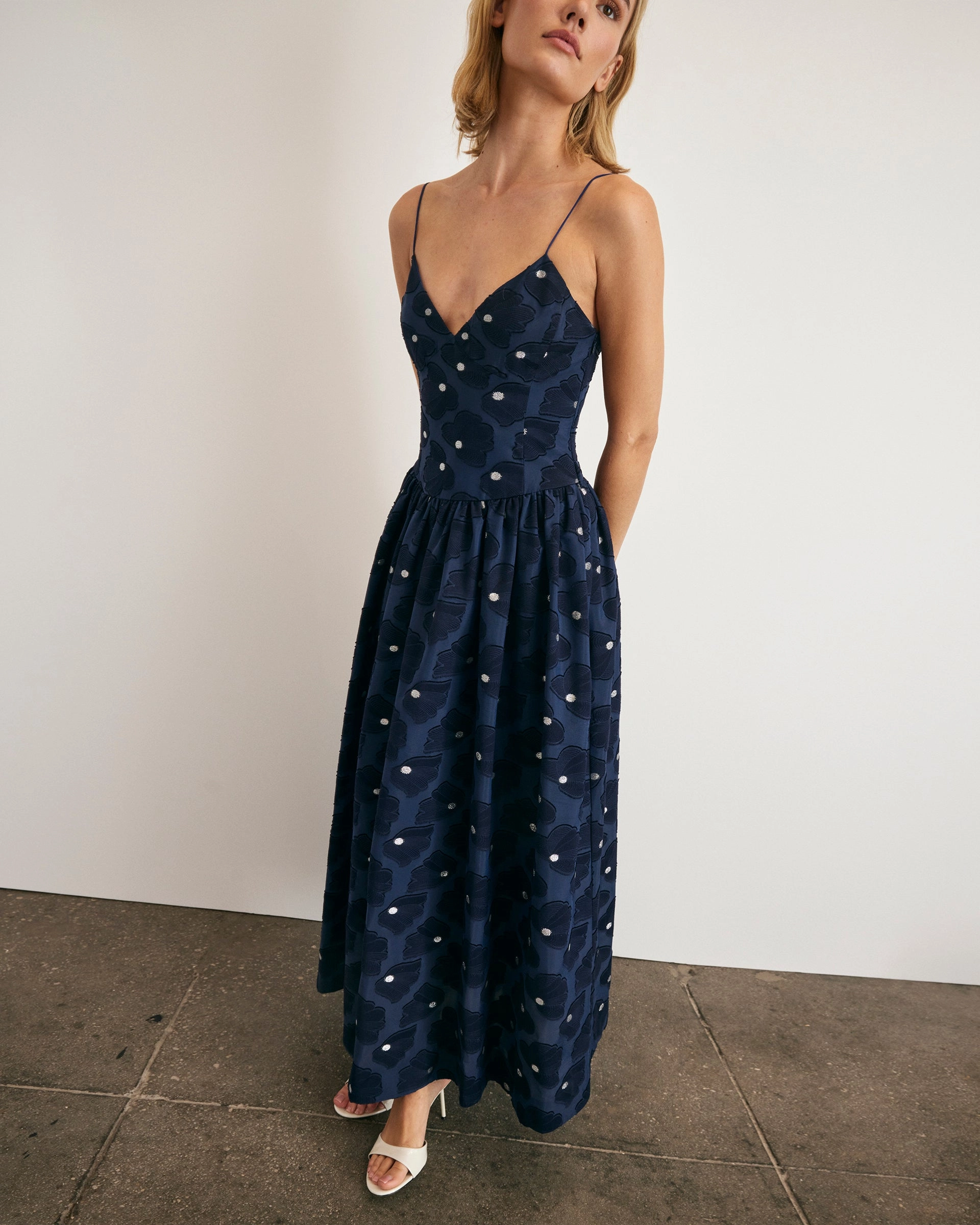 Serena Dress Chic Silhouette