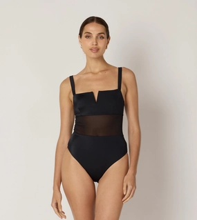 Jovie One Piece | Black Anti Pilling Technology Flattering Cut