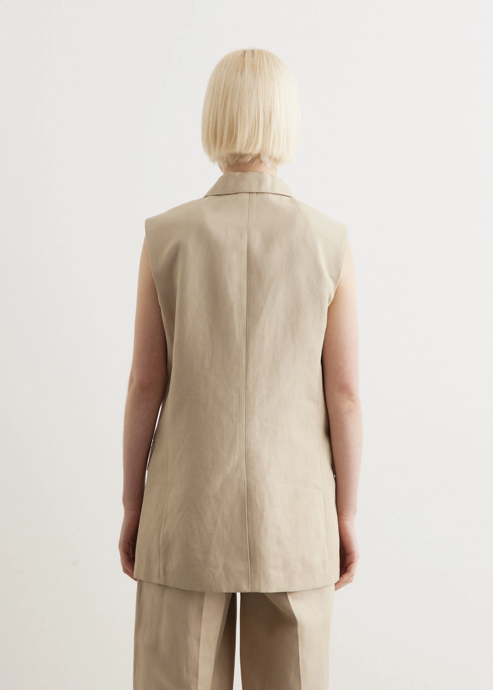 Odessa Linen Vest clean design WindproofTechnology