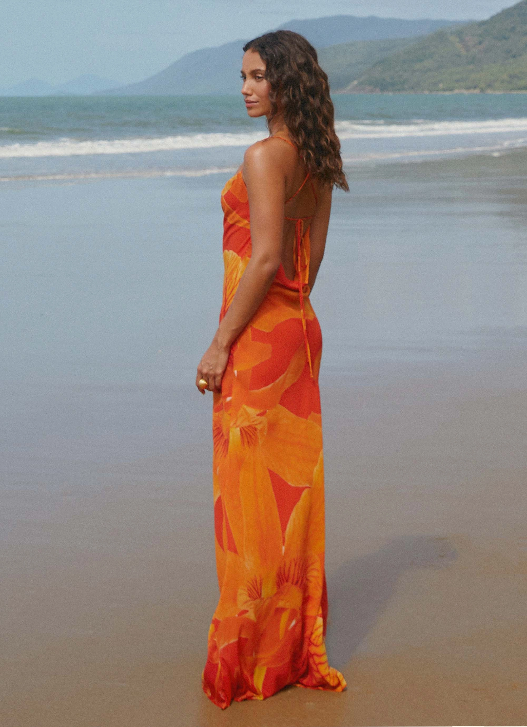 Elegant Charm Midafternoon Maxi Dress - Serene Orange