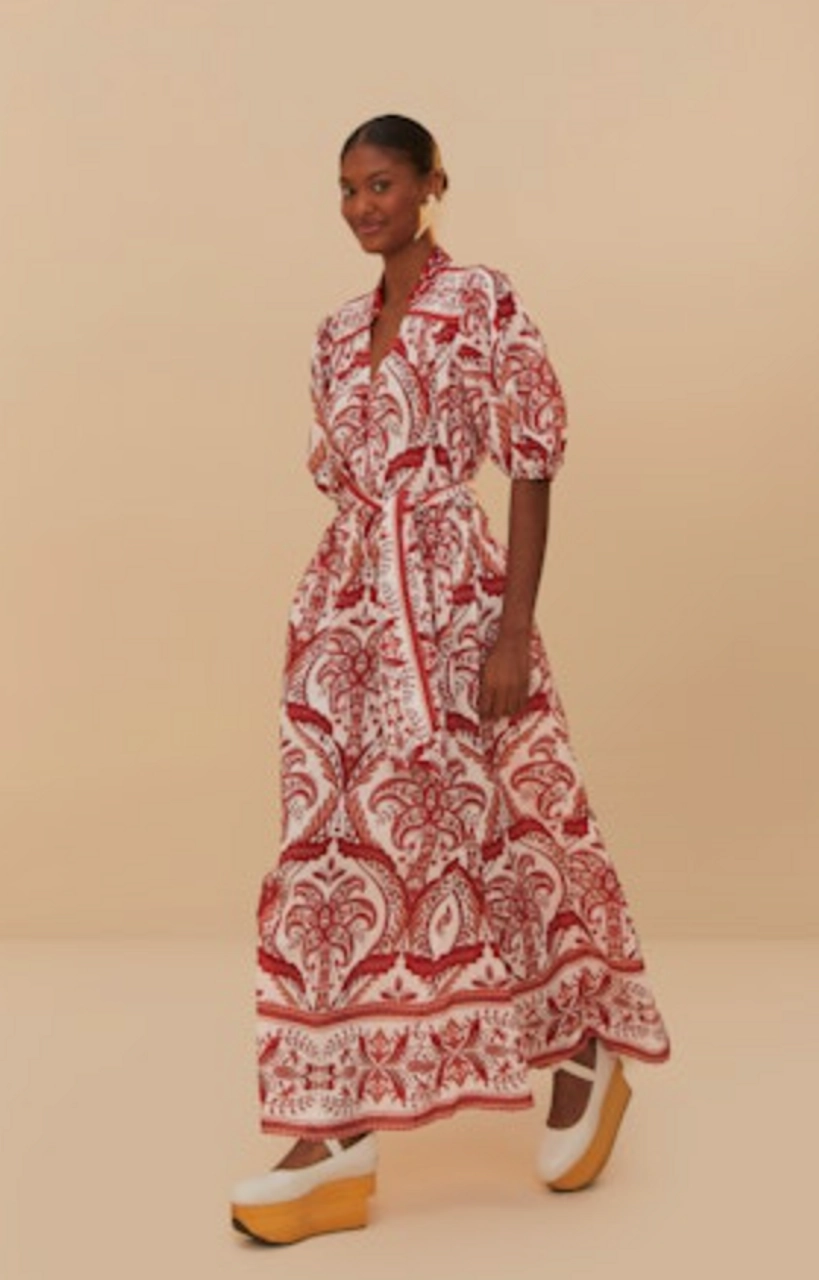 Comfortable Layer Tropical Cameo Maxi Dress in Off-White/Red