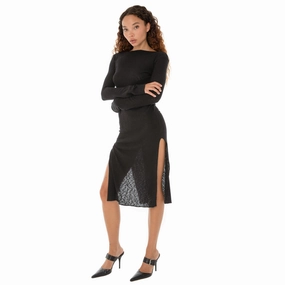 Layered Fit Luxurious Touch Alinia Dress