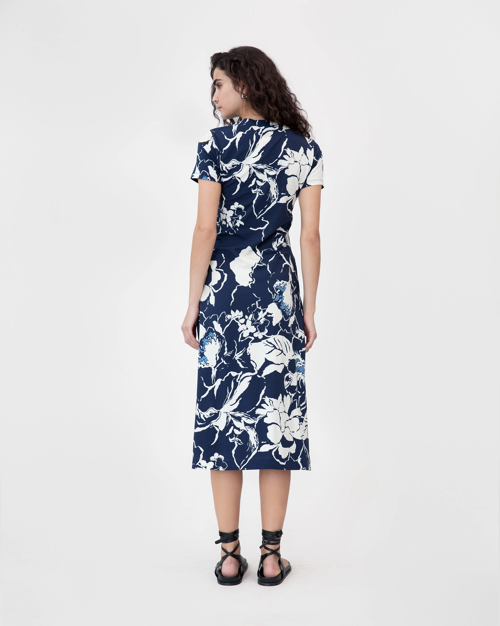 Mac Dress Scandi Clean Perfectly Crafted