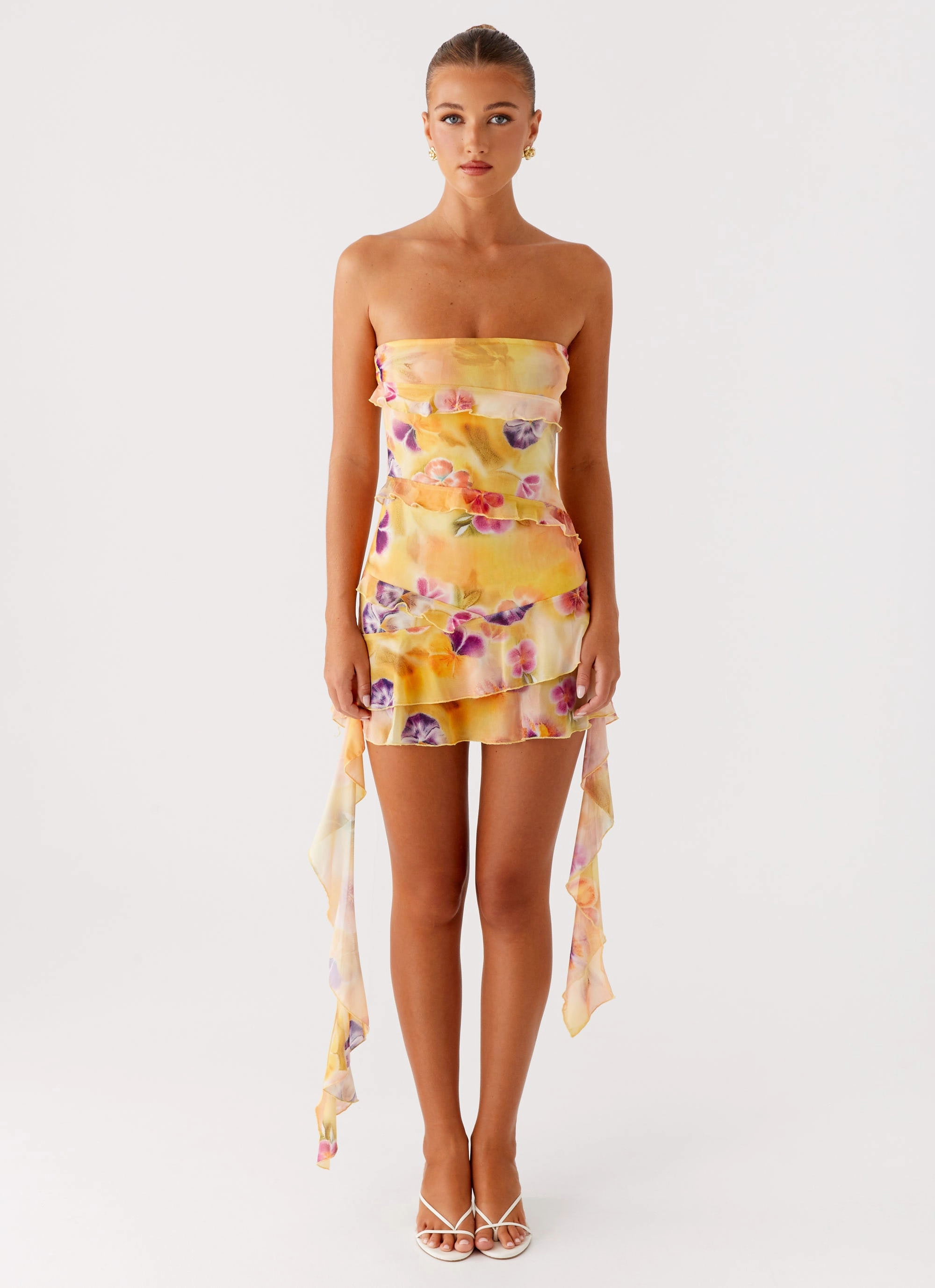 Relaxed and Effortless Formed Look Macey Mini Dress - Sunburst Floral