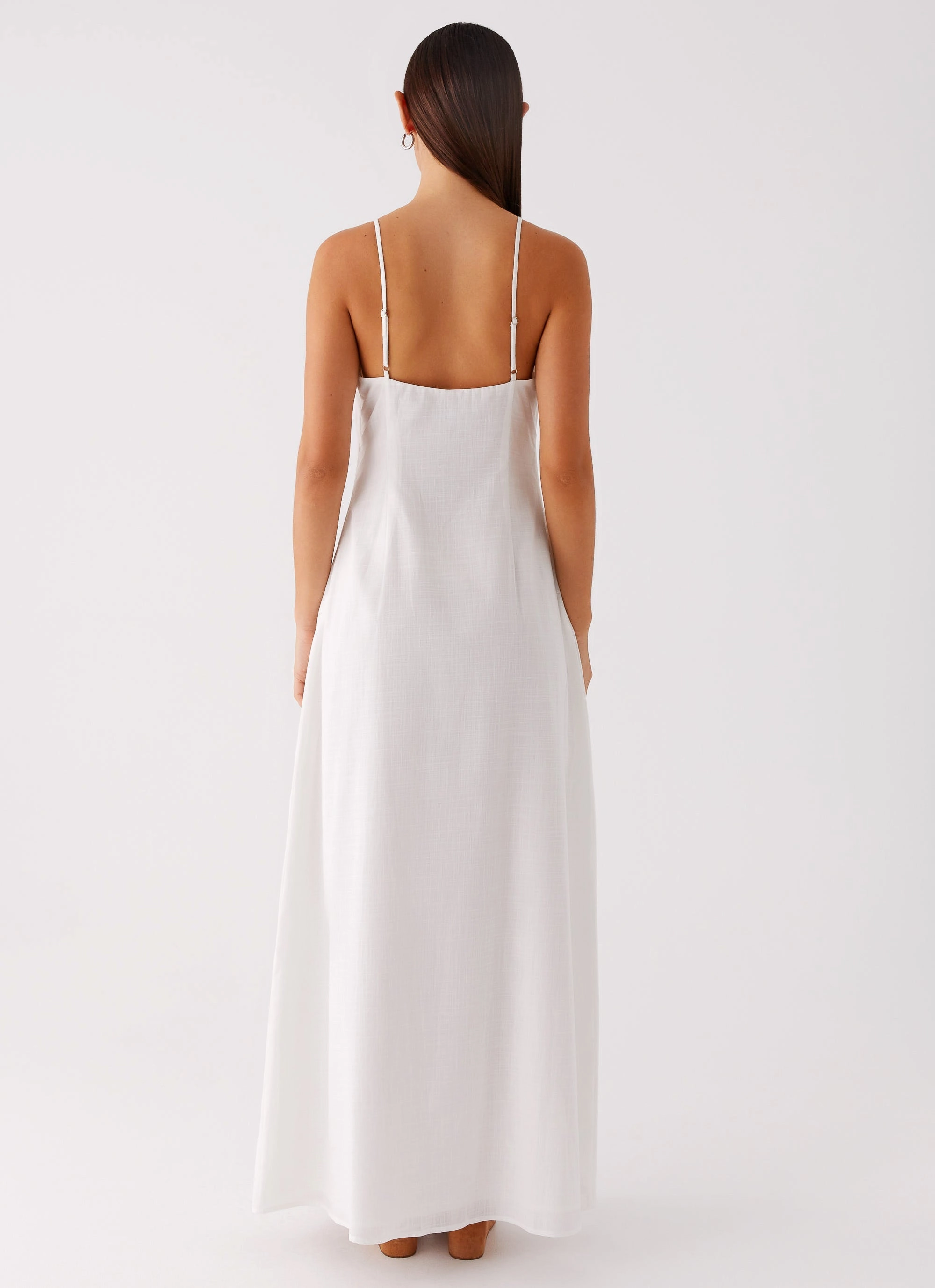 Madeleine Scoop Neck Maxi Dress - Off White Feminine Touch Mood Edge