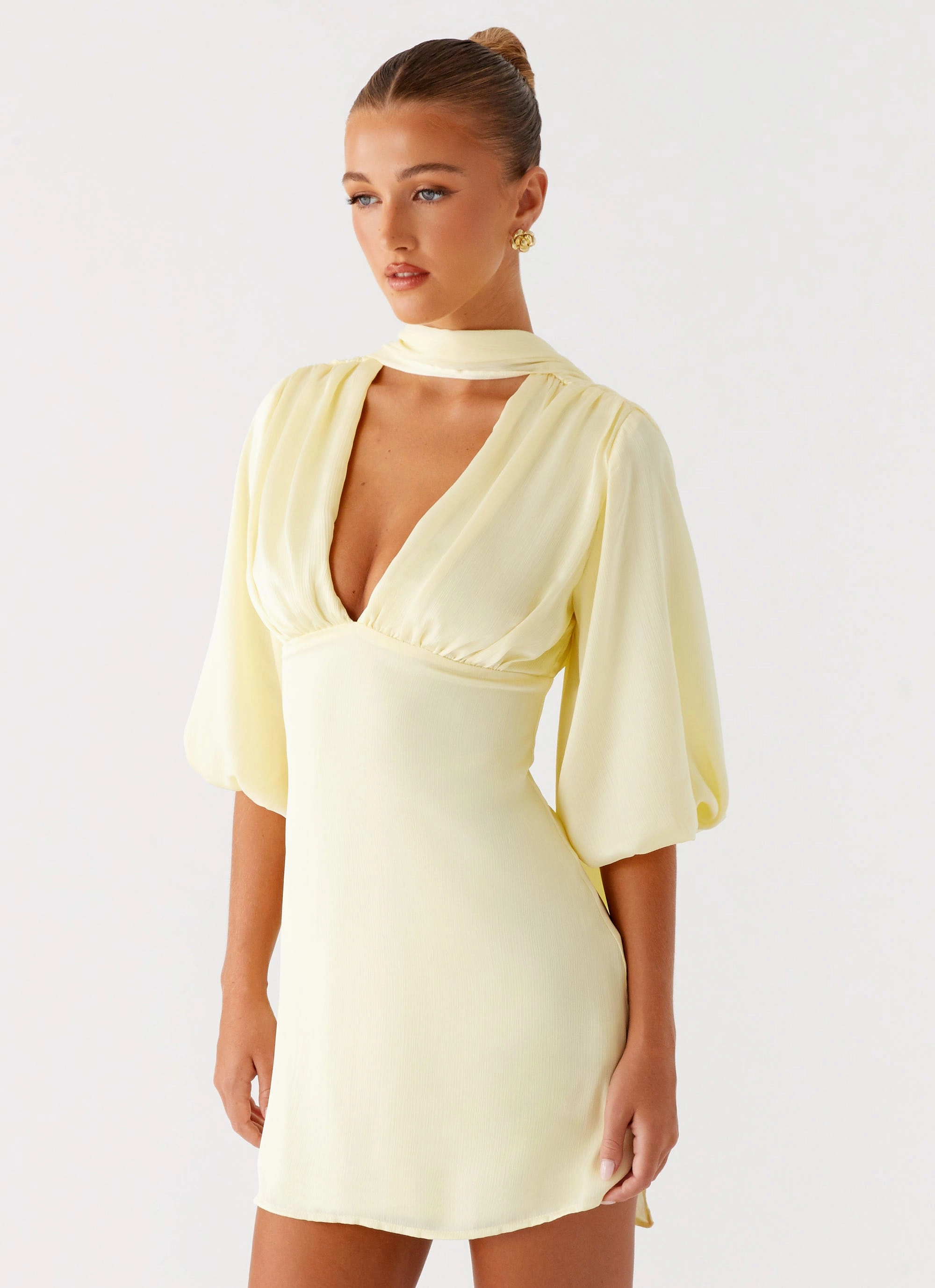Mary Mini Dress - Yellow understated look Silky texture