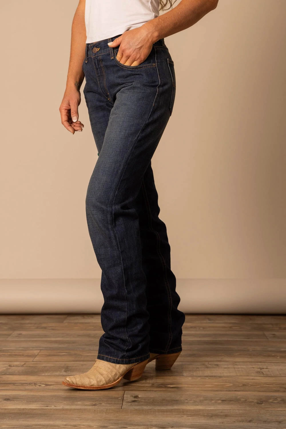 Outfit Ideas Weekend Style Stretch Bold Look Kimes Ranch Womens Brooks Dark Wash 100% Cotton Jeans