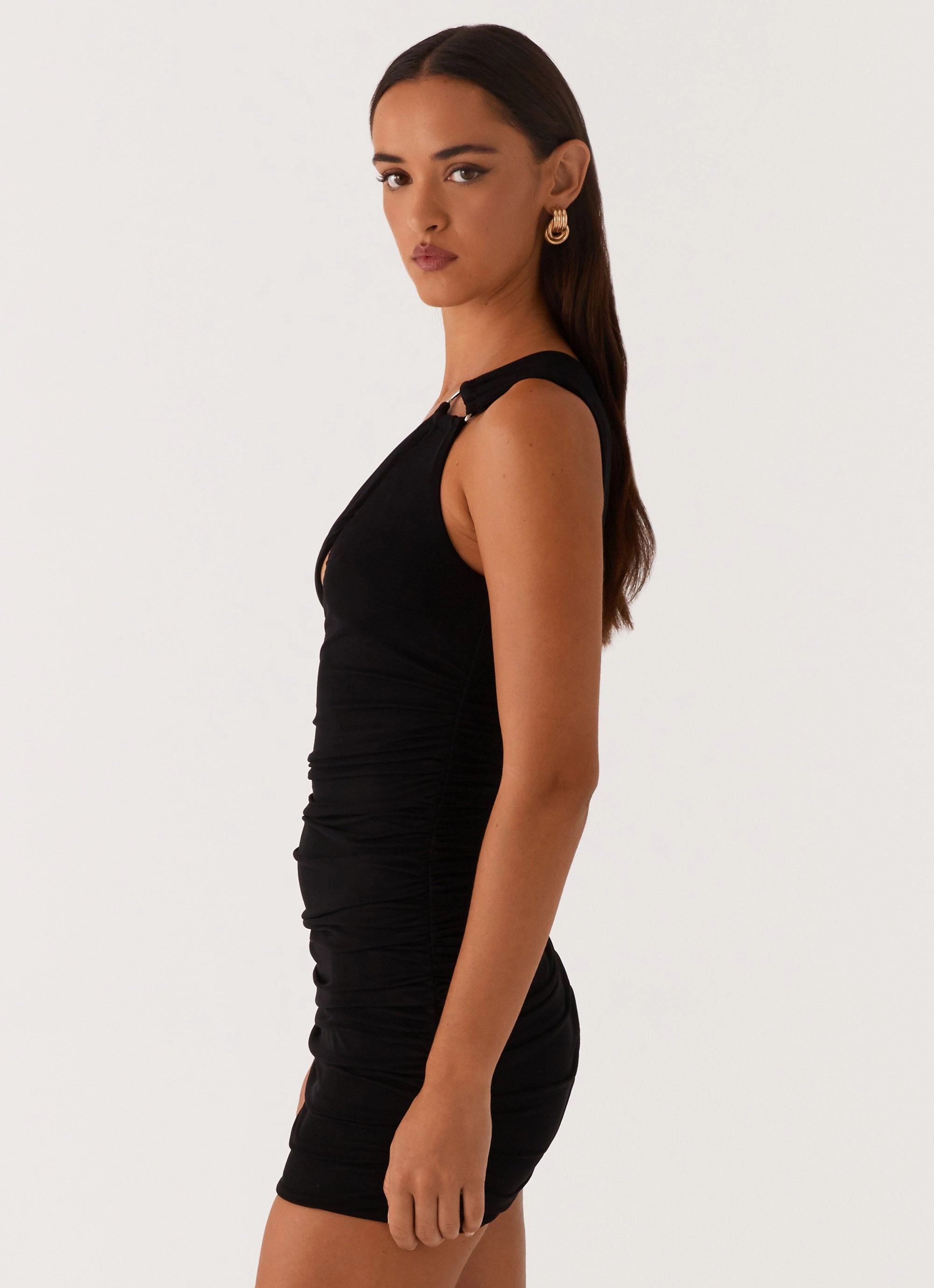 Amanda Mini Dress - Black Relaxed Layer Leg-Lengthening