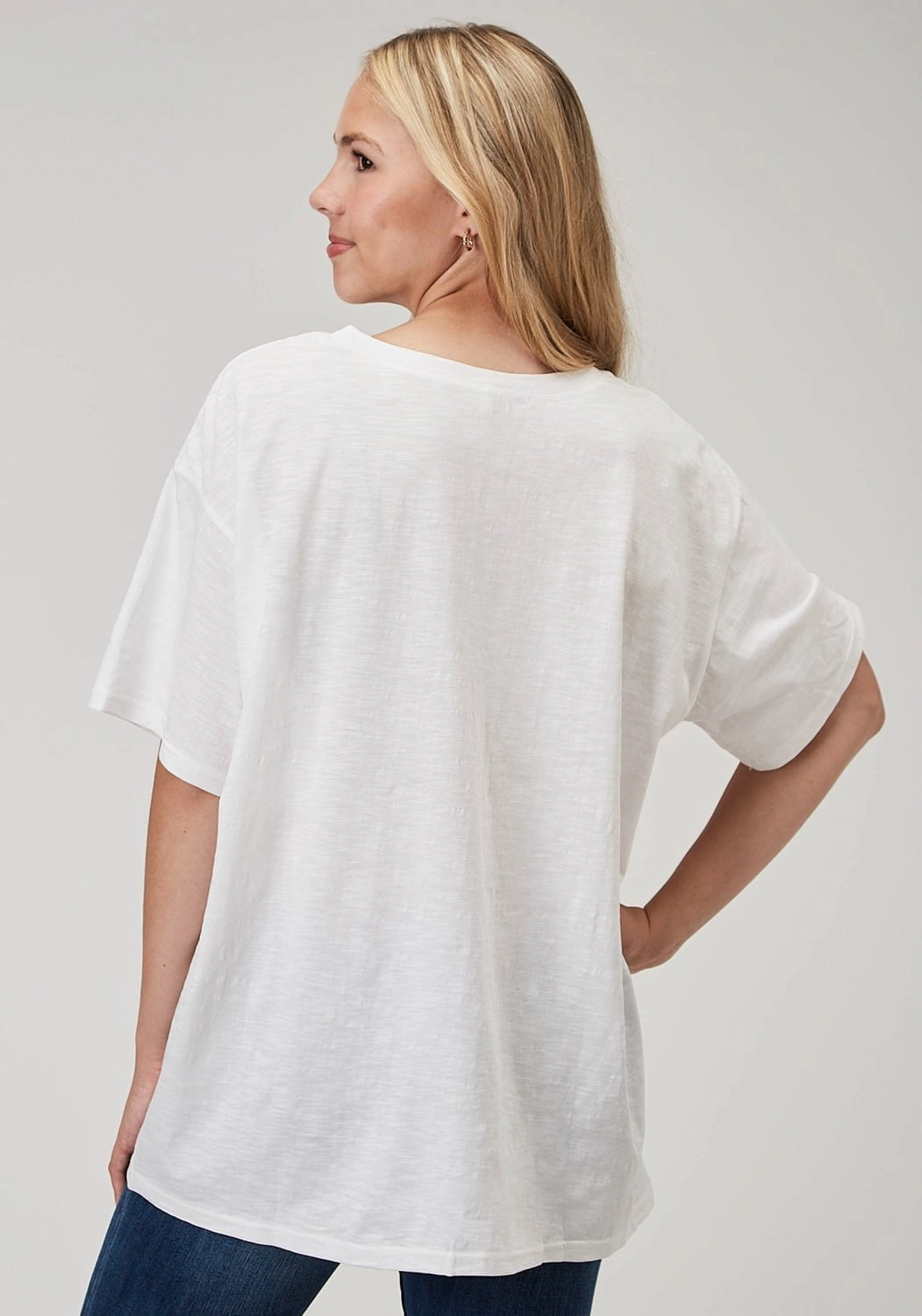 Non Restrictive Armhole Cooling Mesh Lining Roper Womens Cowgirls Dont Cry White 100% Cotton S/S T-Shirt