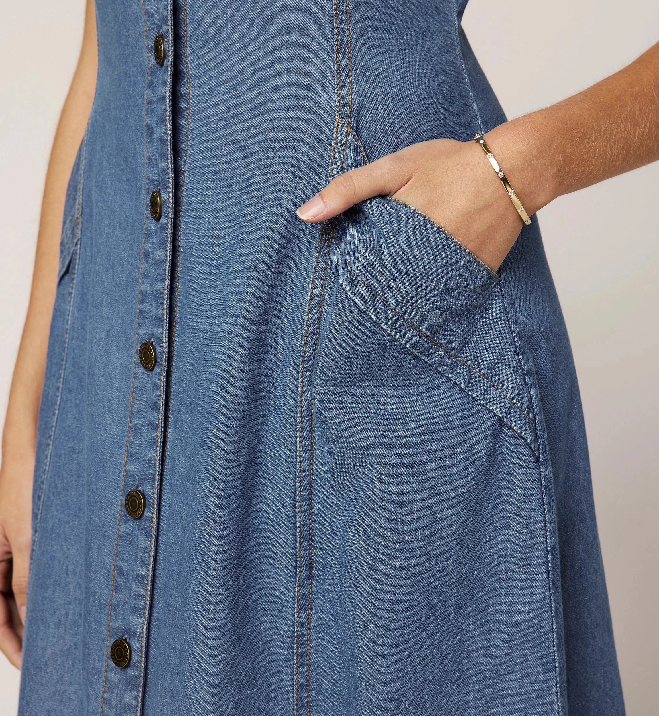 Softly Structured Sharp Detail Liberty Midi Dress | Light Denim