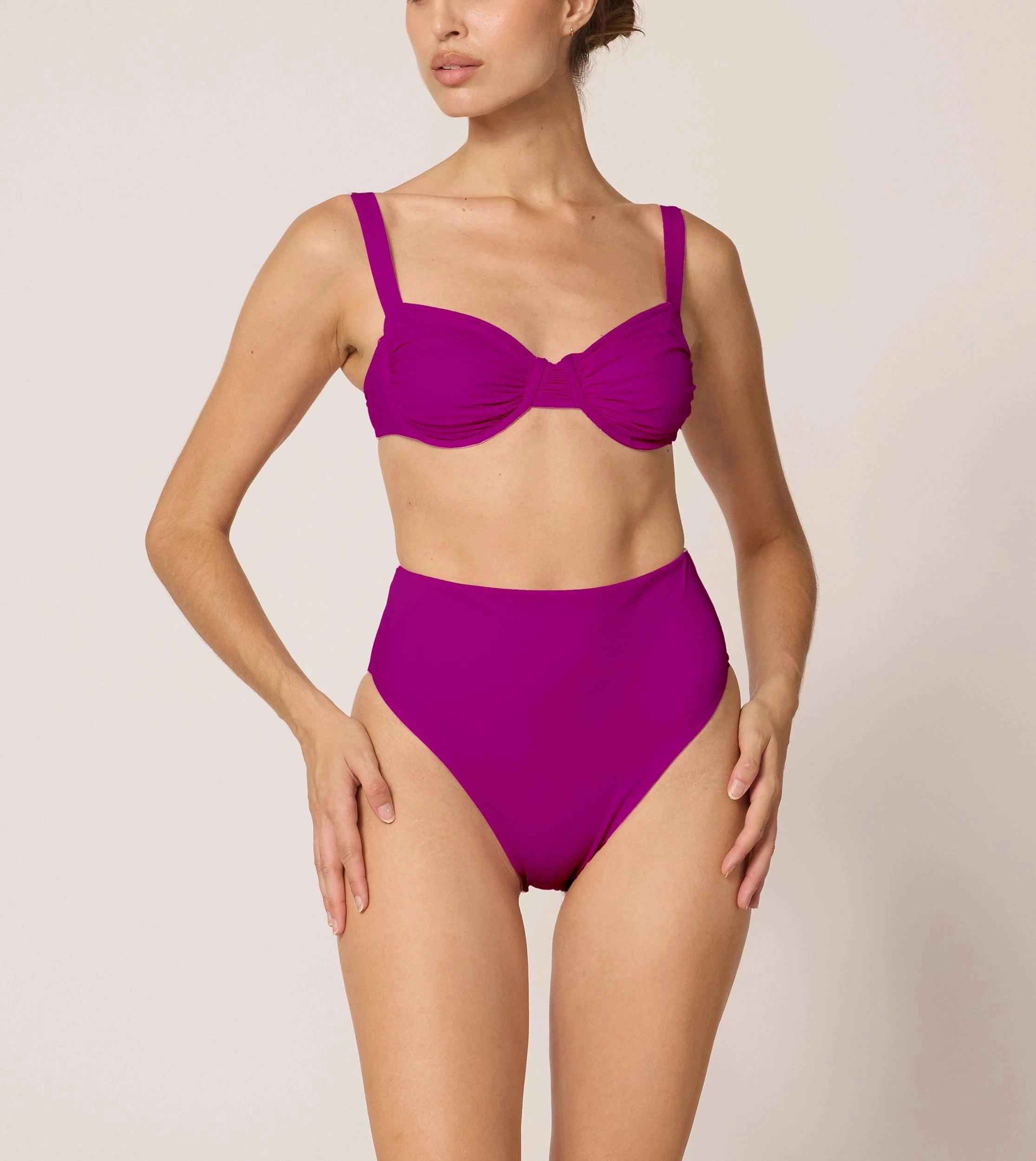 Moisture Wicking Fibers Hydrodynamic Cut Beckett Top | Deep Orchid