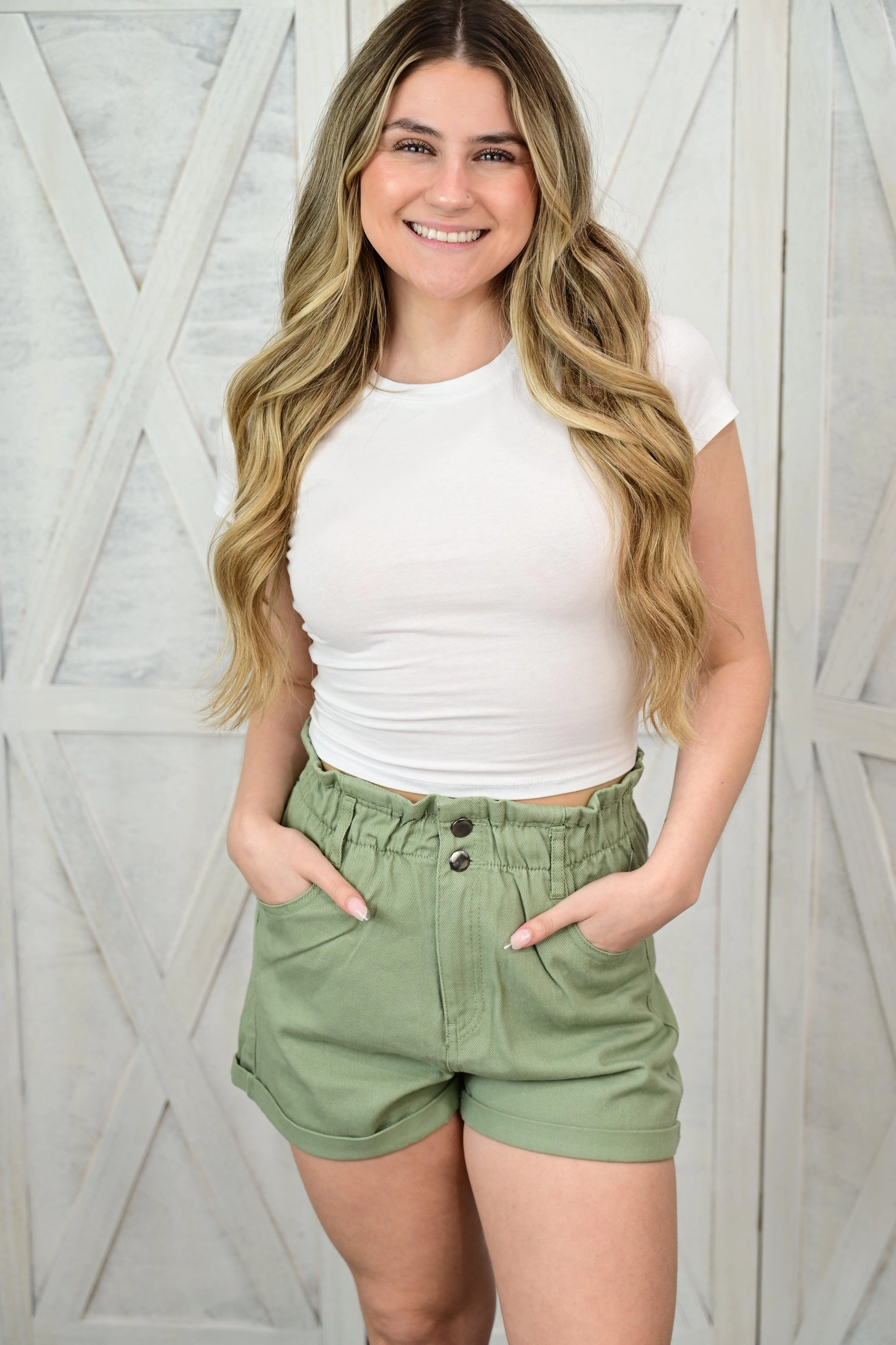 Nora Double Buttoned Waistband Denim Shorts Teen Outfit Outdoor Adventure Sunny Vibes Slim Family Style Daily Wear