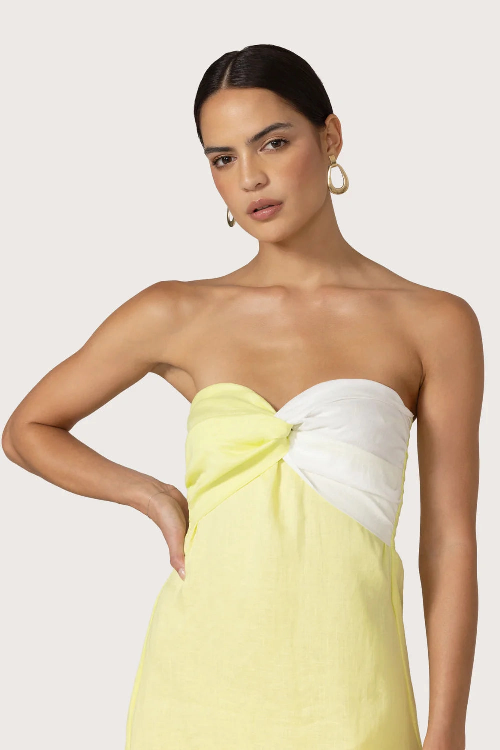 Melody Linen Maxi Dress in Lime Fit Easy Must-have
