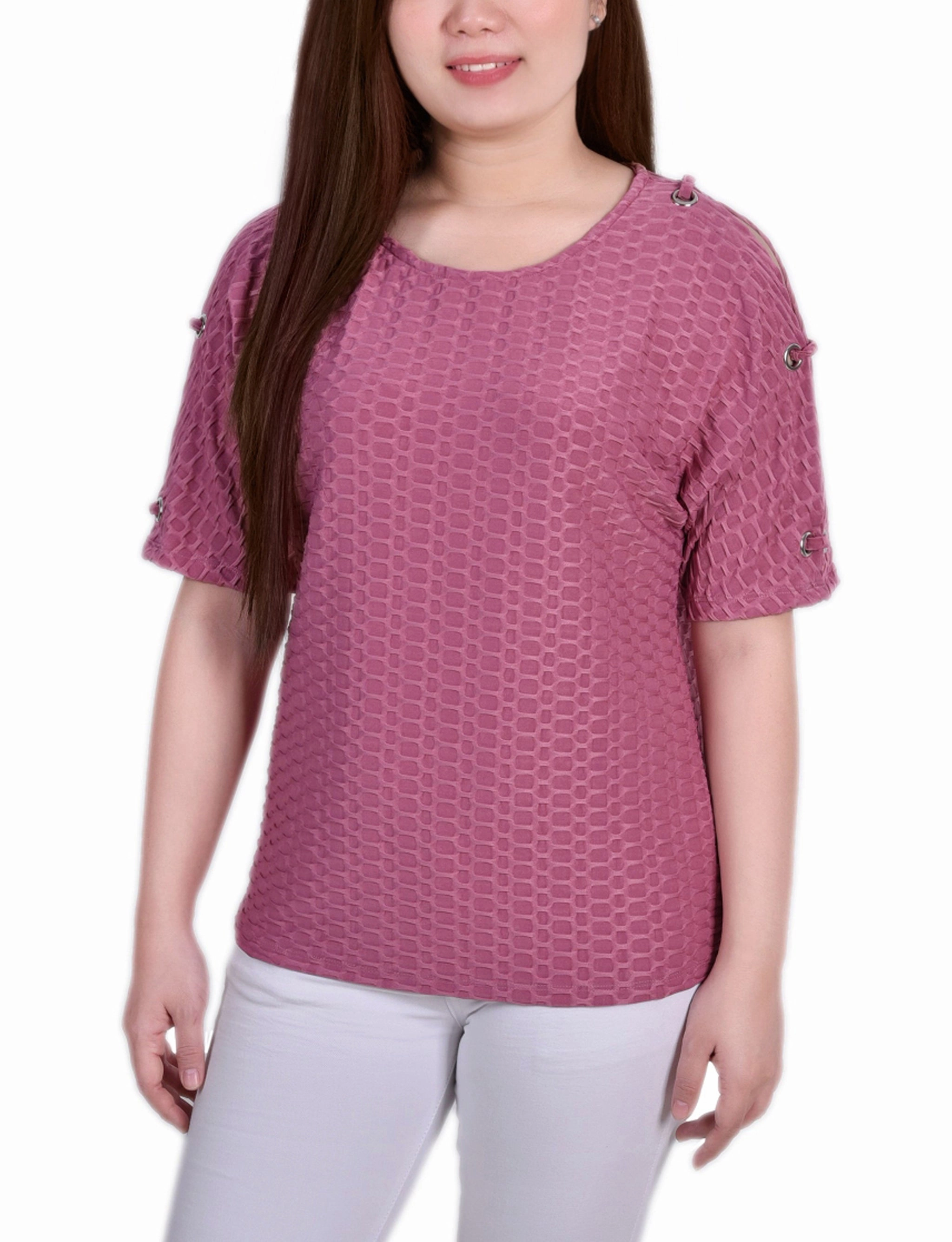 Contrast Trim Accent Short Sleeve Honeycomb Textured Grommet Top