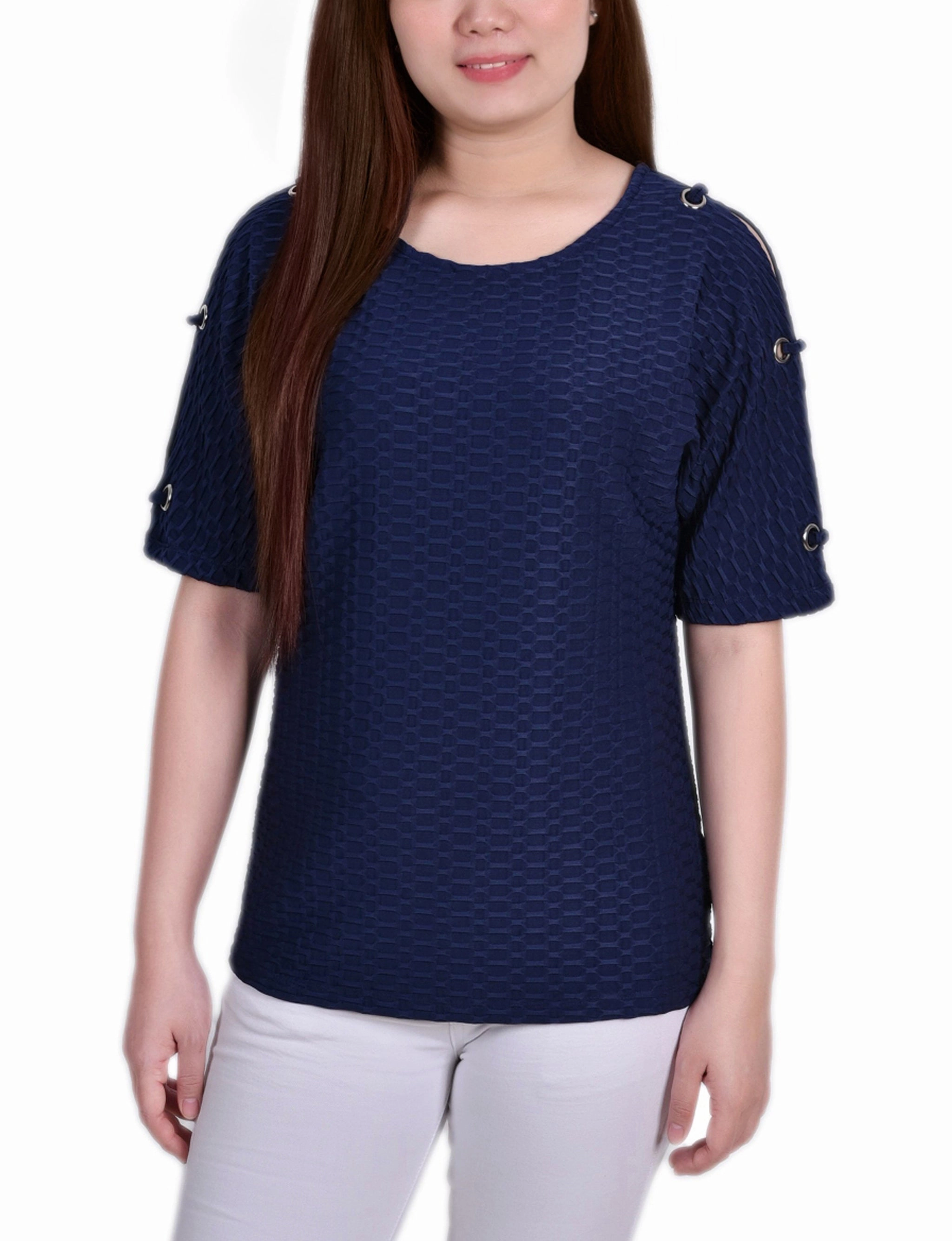 Recycled Fiber Blend Thermo Regulating Fibers Short Sleeve Honeycomb Textured Grommet Top