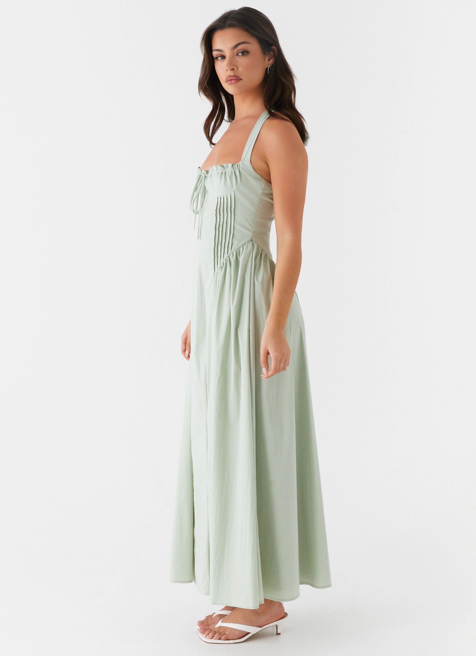 Olenna Halterneck Midi Dress - Sage Trend Fit Fresh Outfit