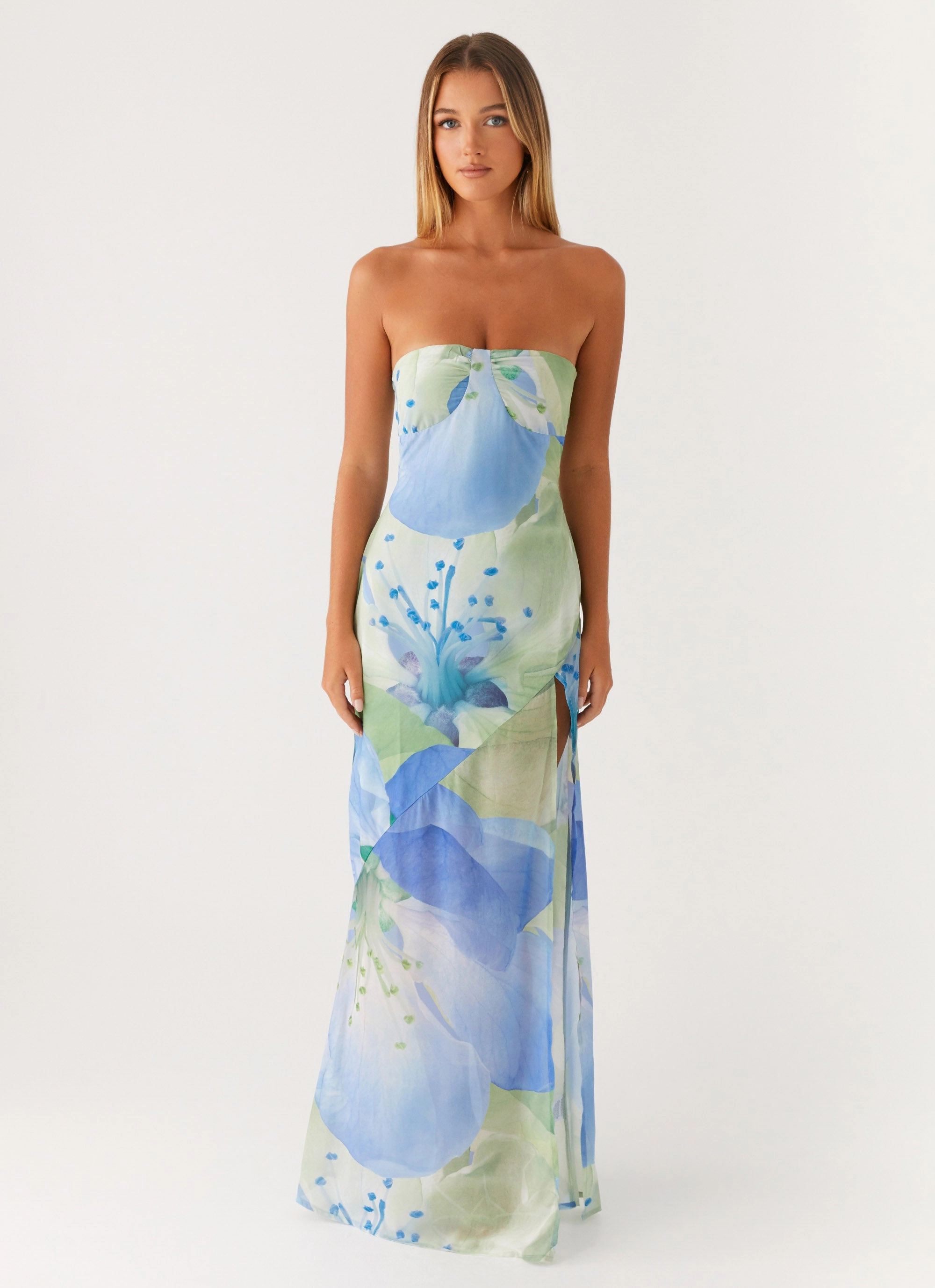 Lawson Maxi Dress - Flower Print Chic Appeal Spring Vibe