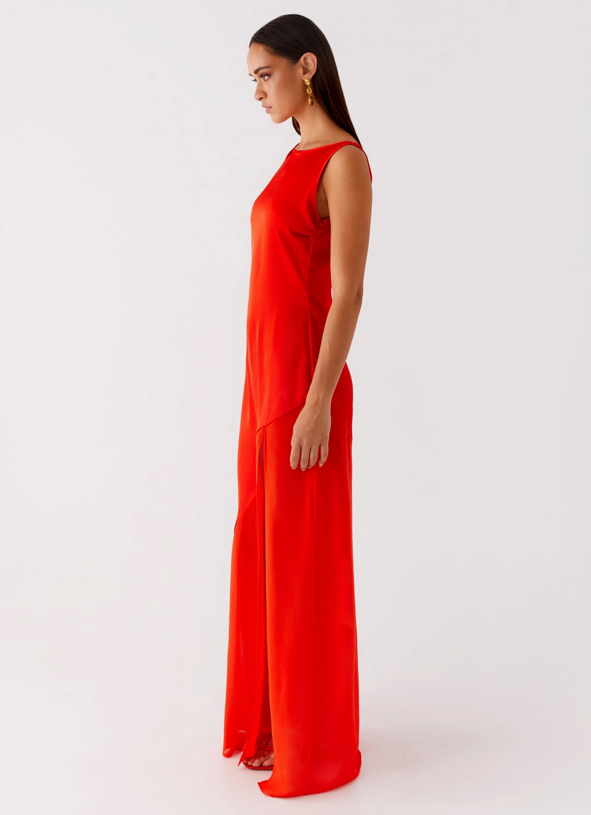 Ramiro Maxi Dress - Red Classic Design