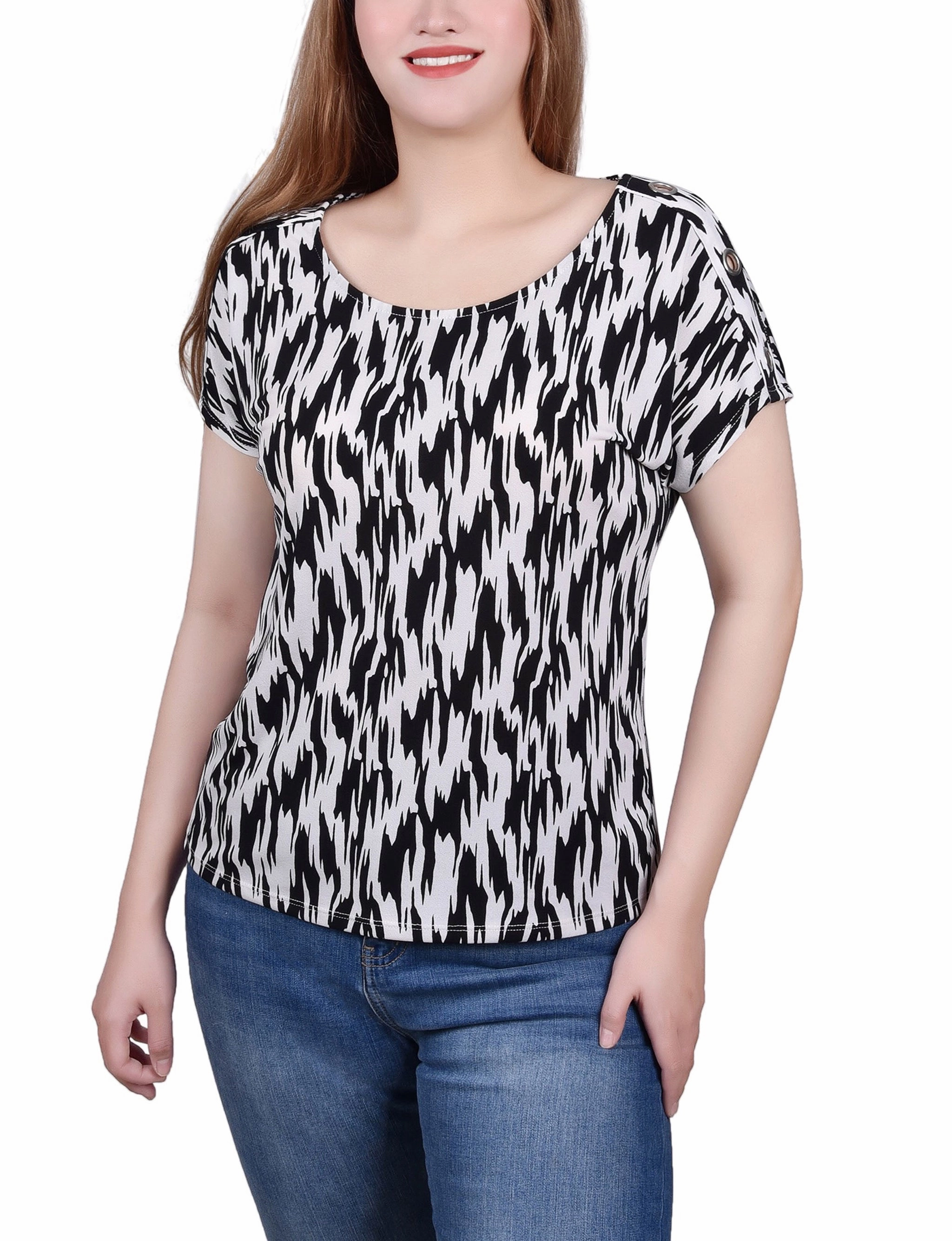 AntiPilling Technology Petite Short Sleeve Extended Sleeve Tunic Top