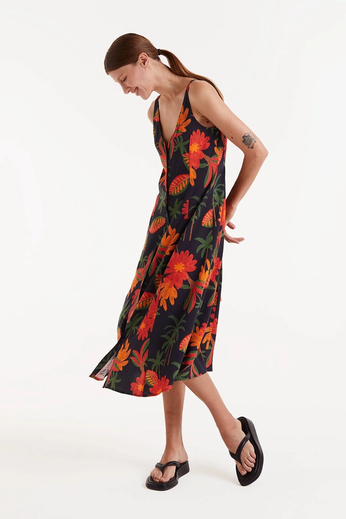 Famora Print Midi Dress in Black Glam Touch