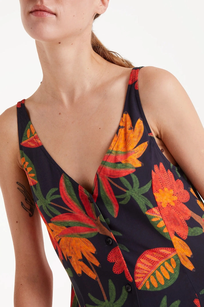 Famora Print Midi Dress in Black All Time Grab Quick