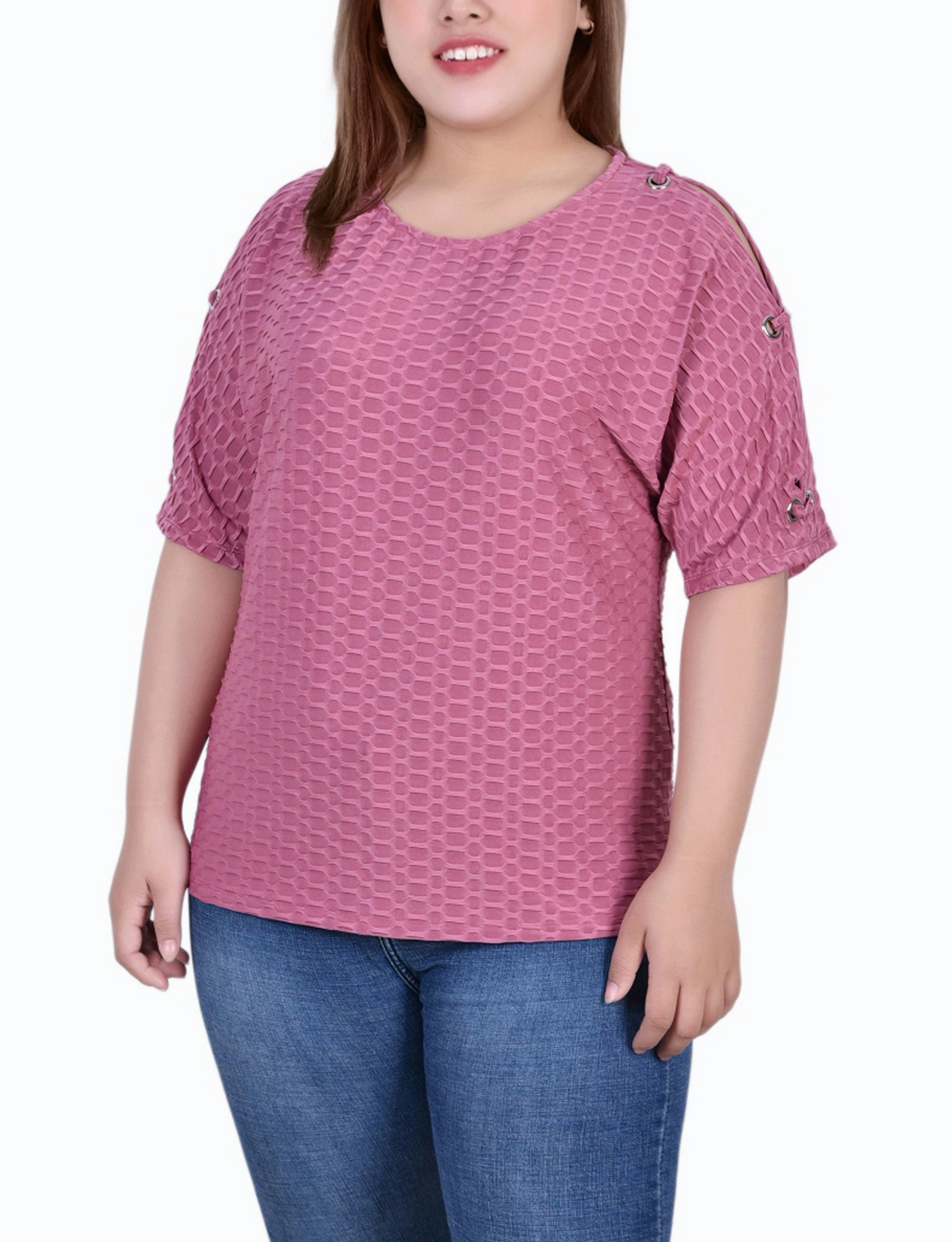 Polished Motion Plus Size Short Sleeve Honeycomb Textured Grommet Top