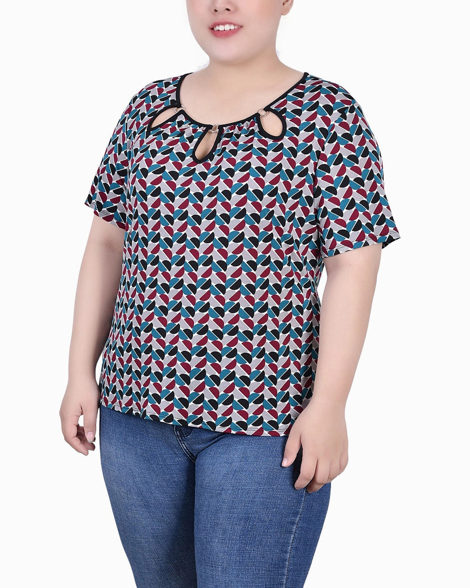 photo look Dry-Clean-Only Plus Size Short Sleeve Top With Ring Details