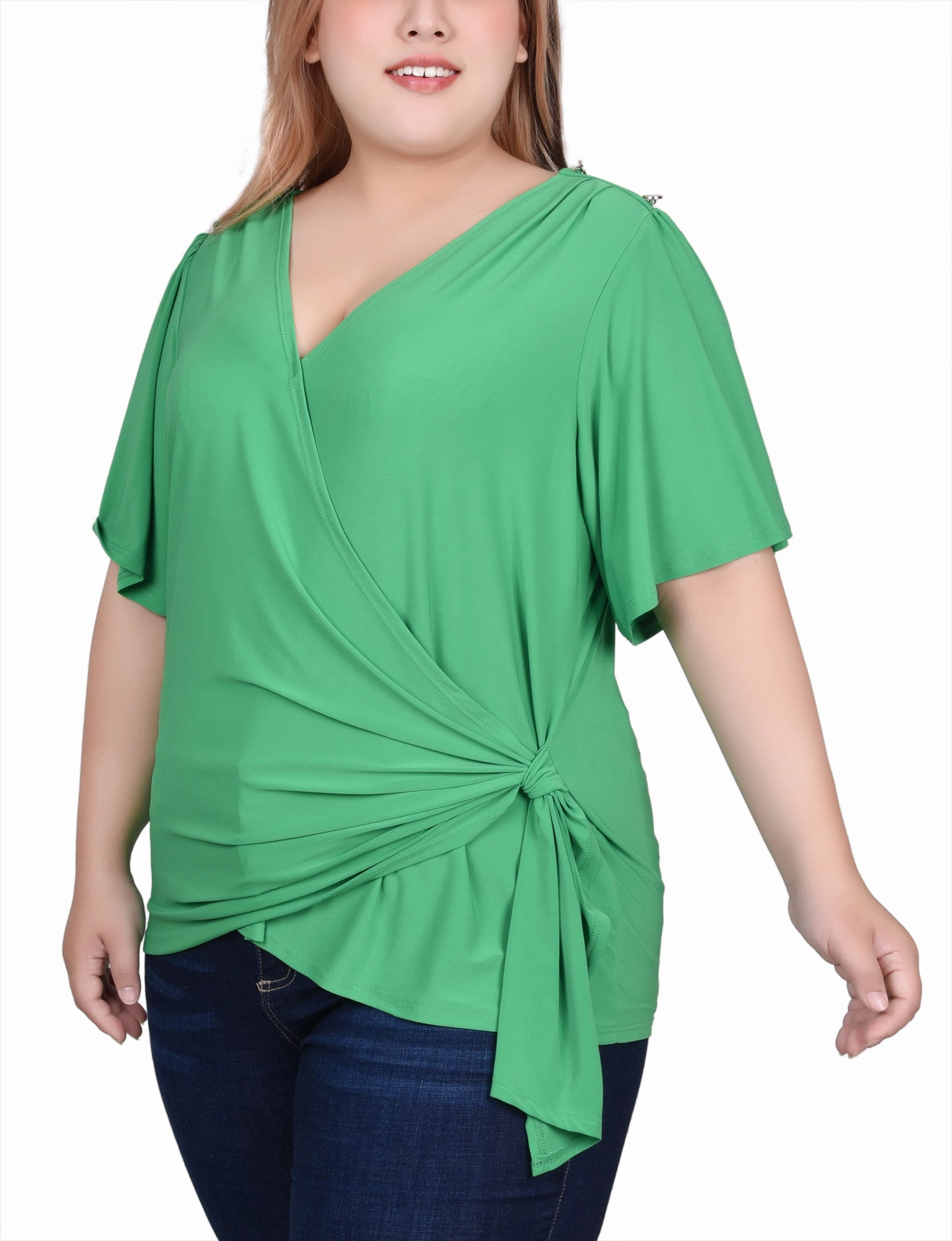 Fashion-Forward Fit Plus Size Short Sleeve Wrap Top