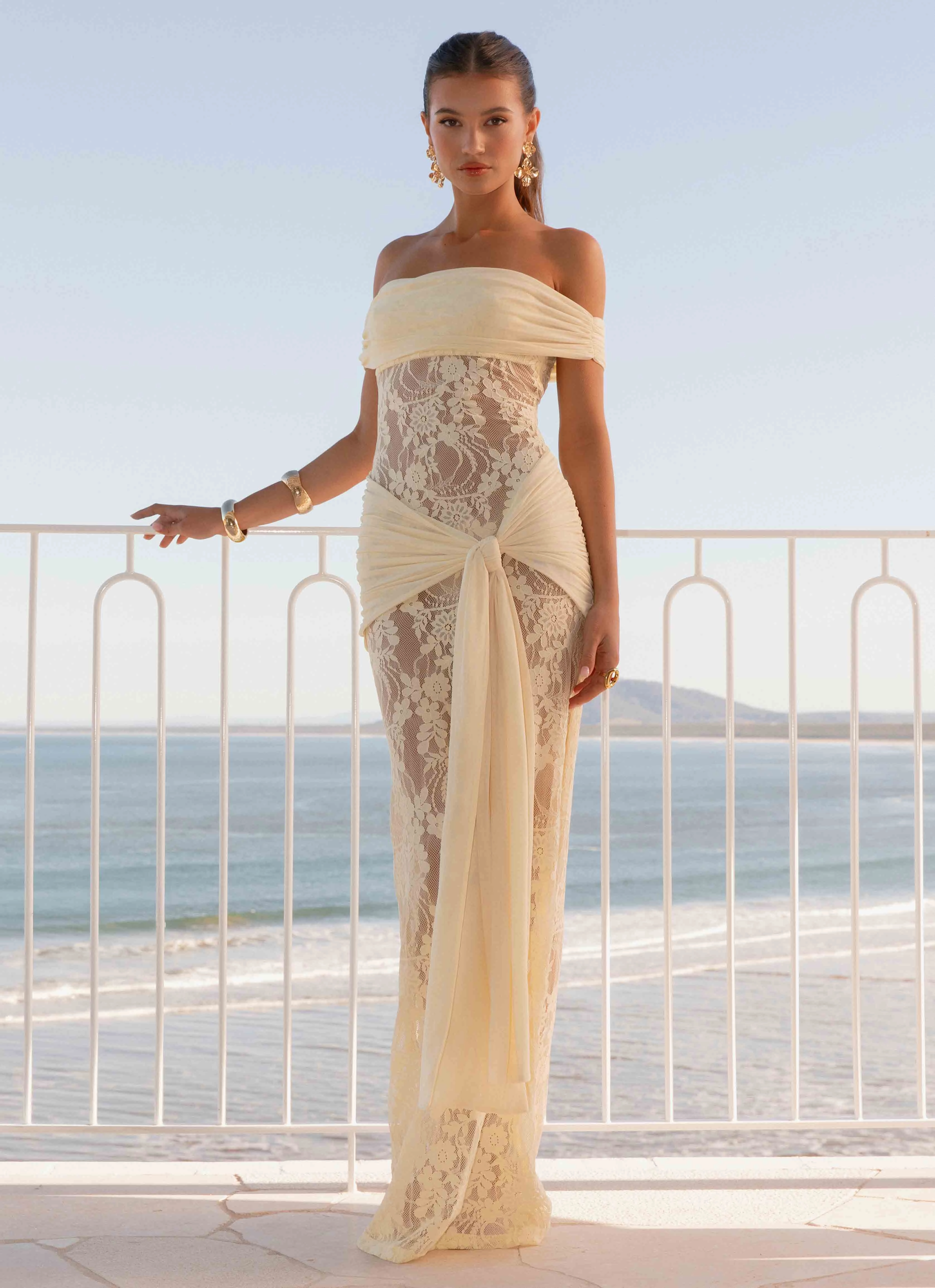 Gracie Twist Maxi Dress - Yellow Timeless Trend