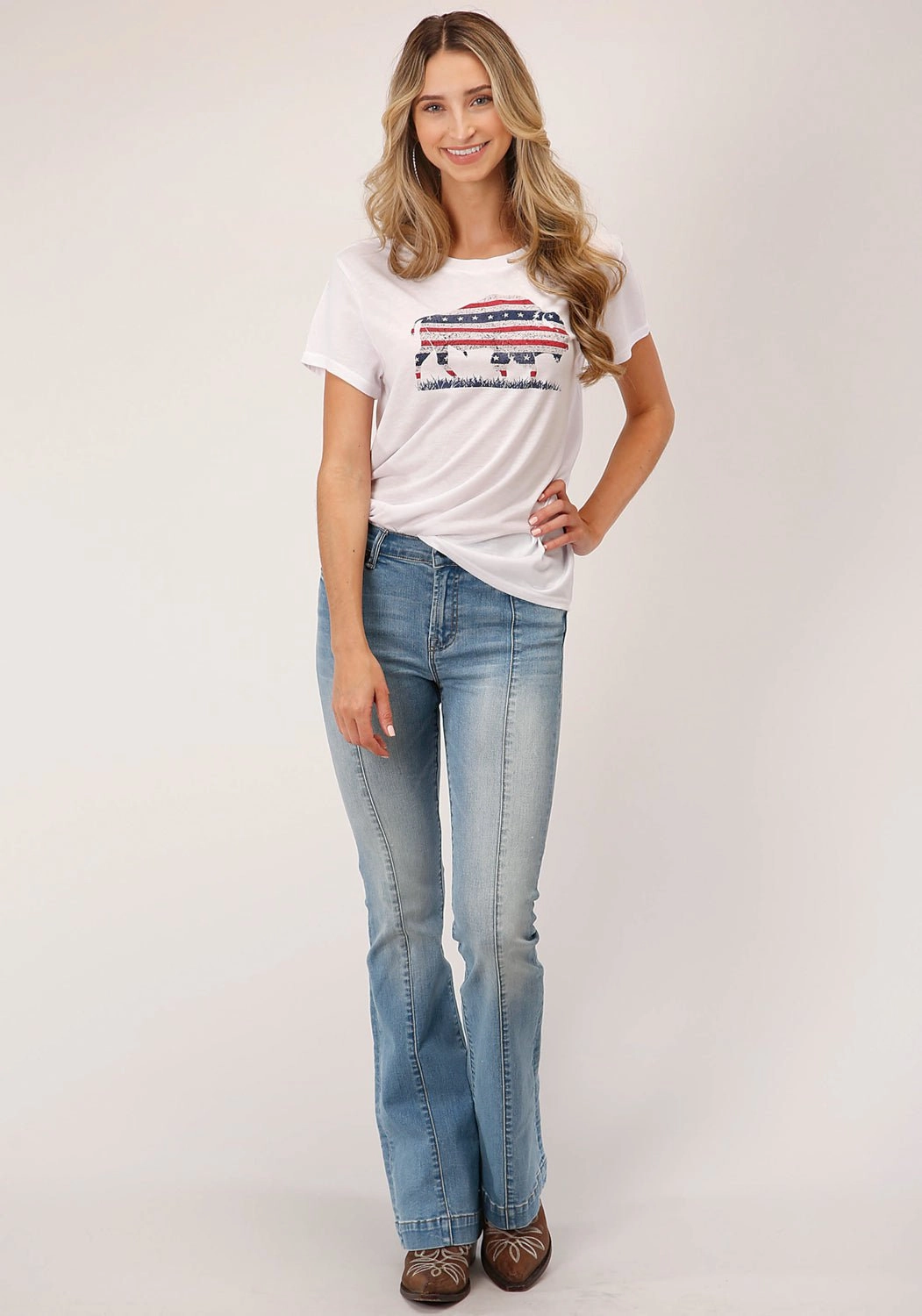 Roper Womens Patriotic Buffalo White Poly/Rayon S/S T-Shirt Reinforced Shoulders