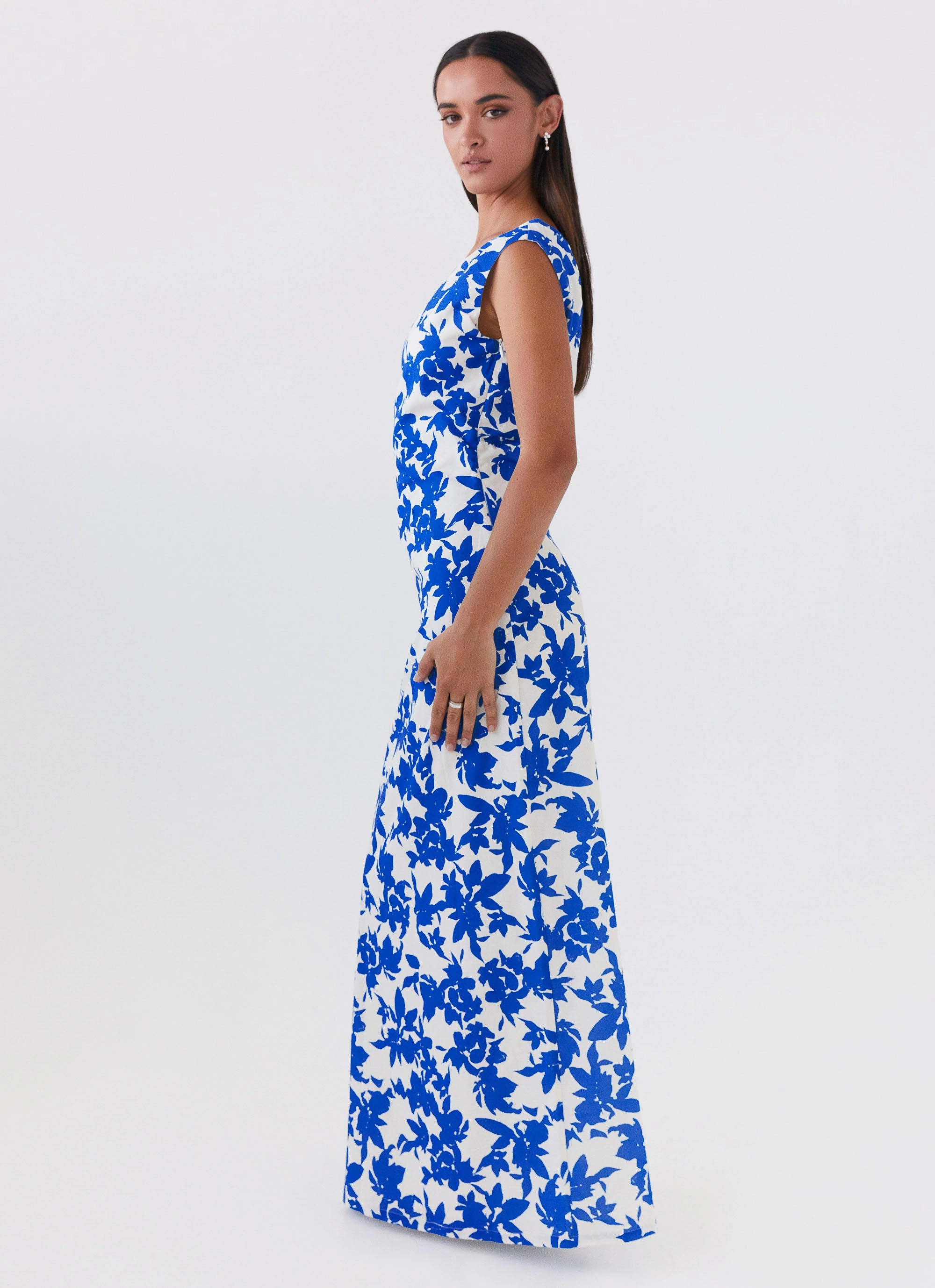 Shirred-Detail Glamorous look Pyper Off Shoulder Maxi Dress - Blue Floral