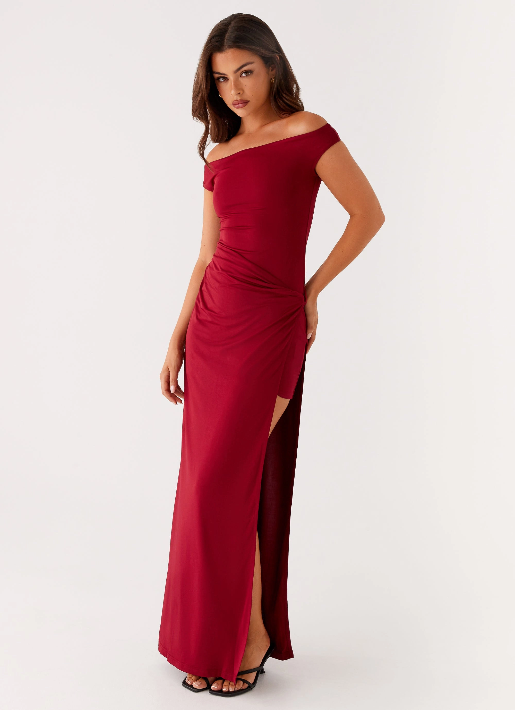 Simple Elegance Amerie Maxi Dress - Maroon