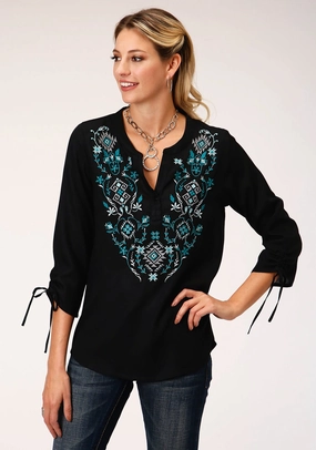 Roper Womens Black Rayon/Nylon Colorful Aztec S/S Blouse Graduation Ceremony