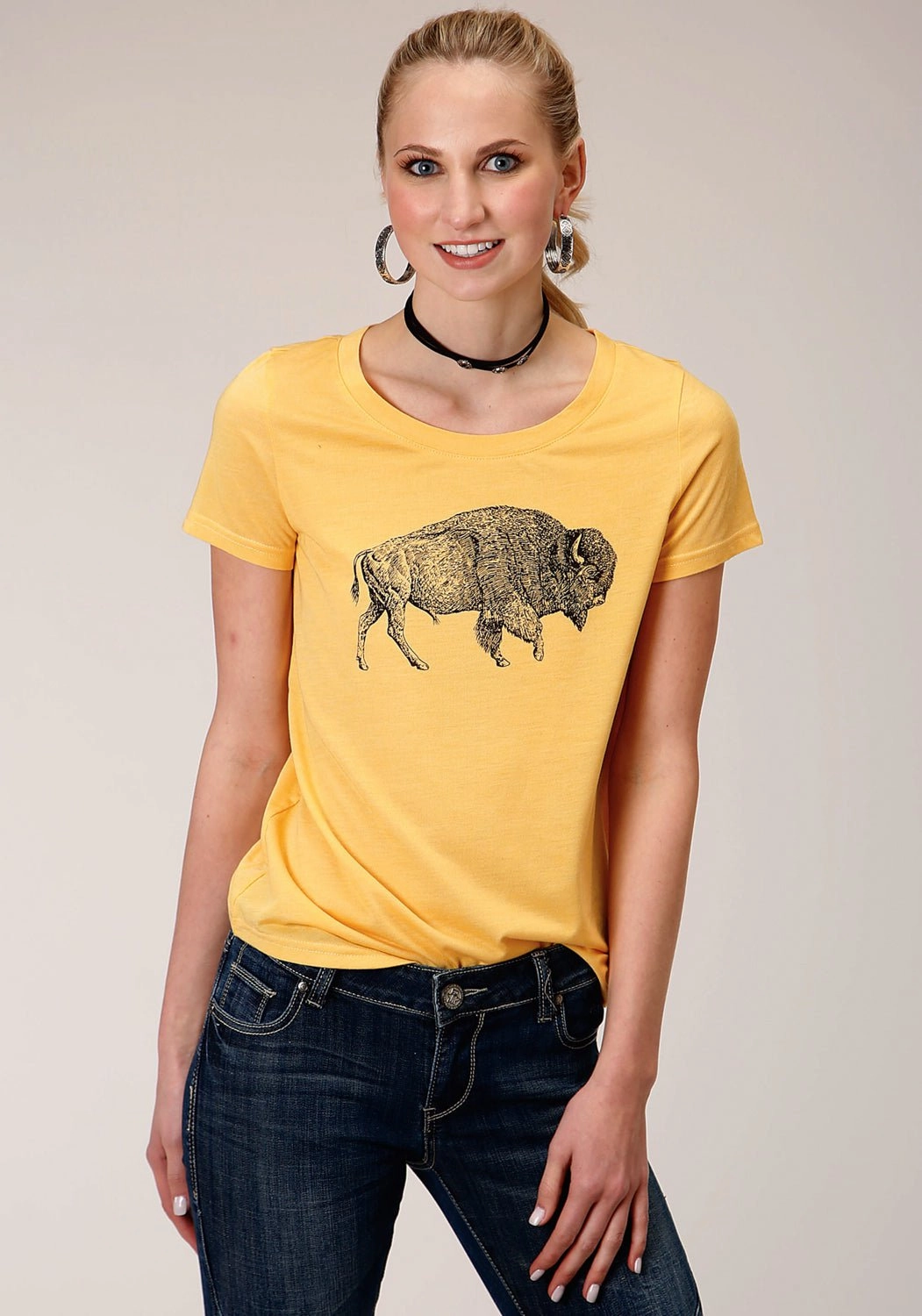 Roper Womens Yellow Poly/Rayon Buffalo S/S T-Shirt Modern Style Warm Insulation
